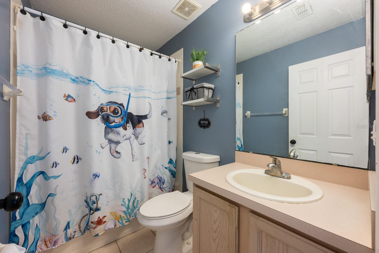 Image 18 of 28 For 415 Eastbridge Drive