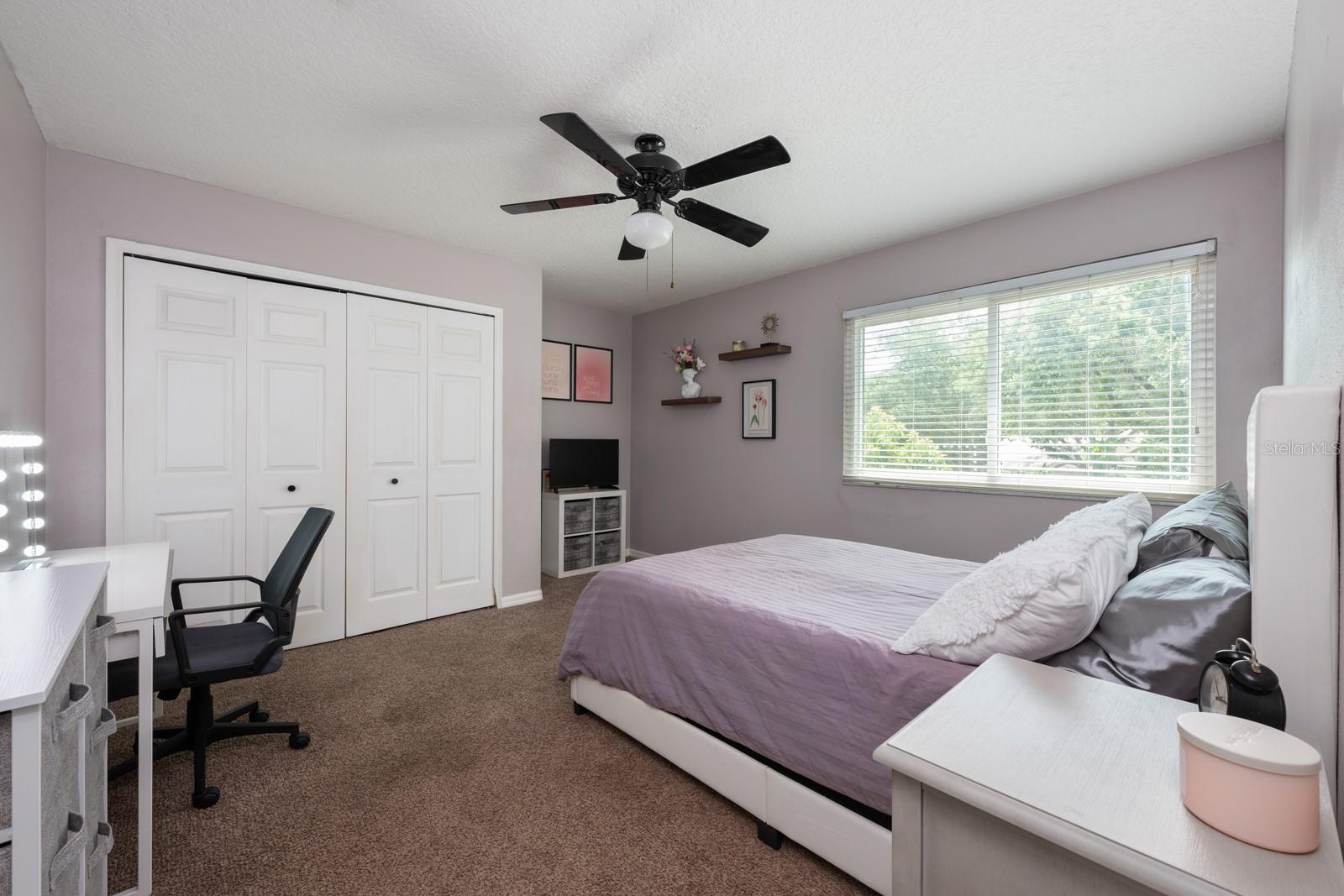 Image 19 of 28 For 415 Eastbridge Drive
