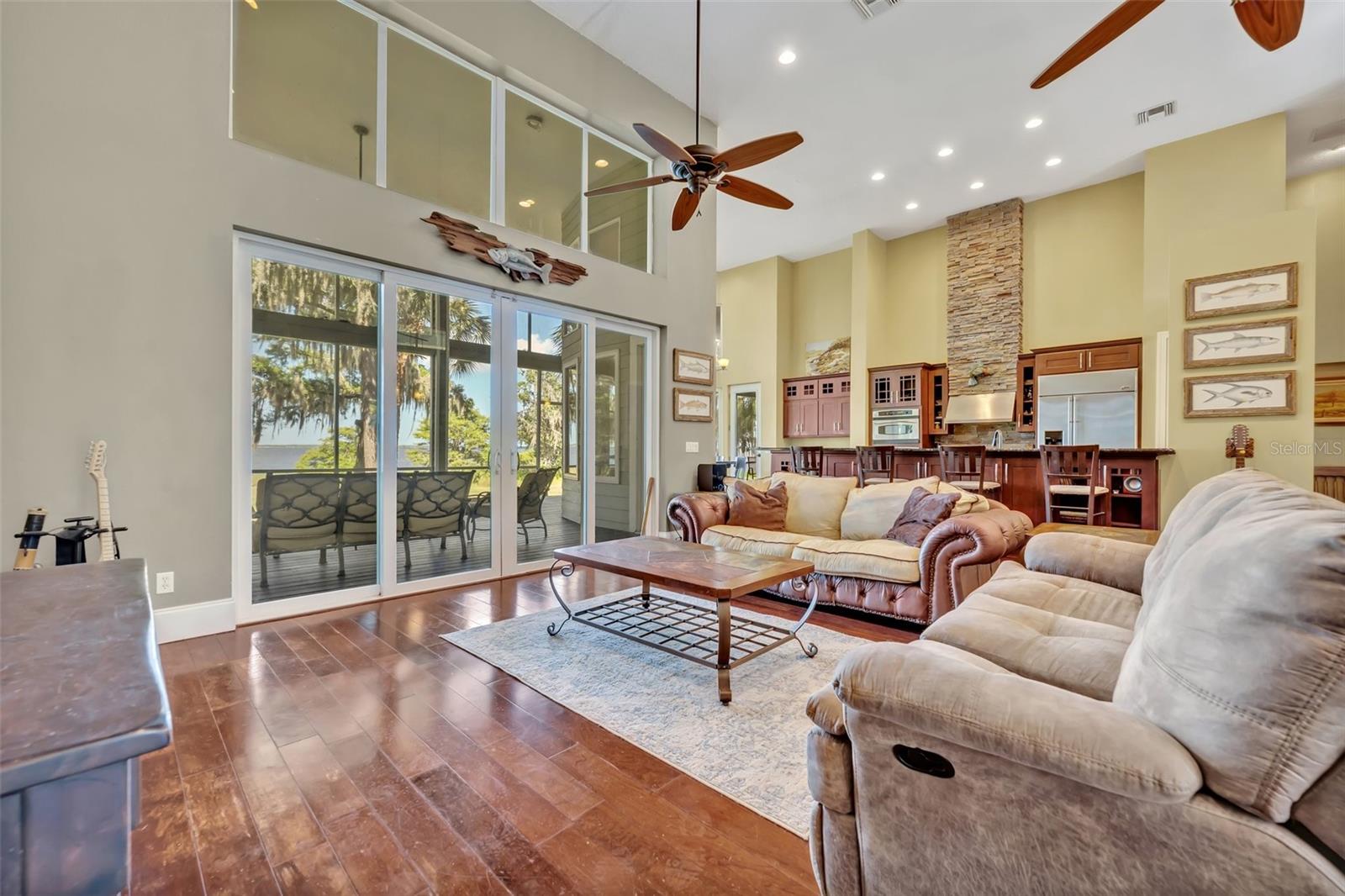 Image 4 of 31 For 419 Whitcomb Drive