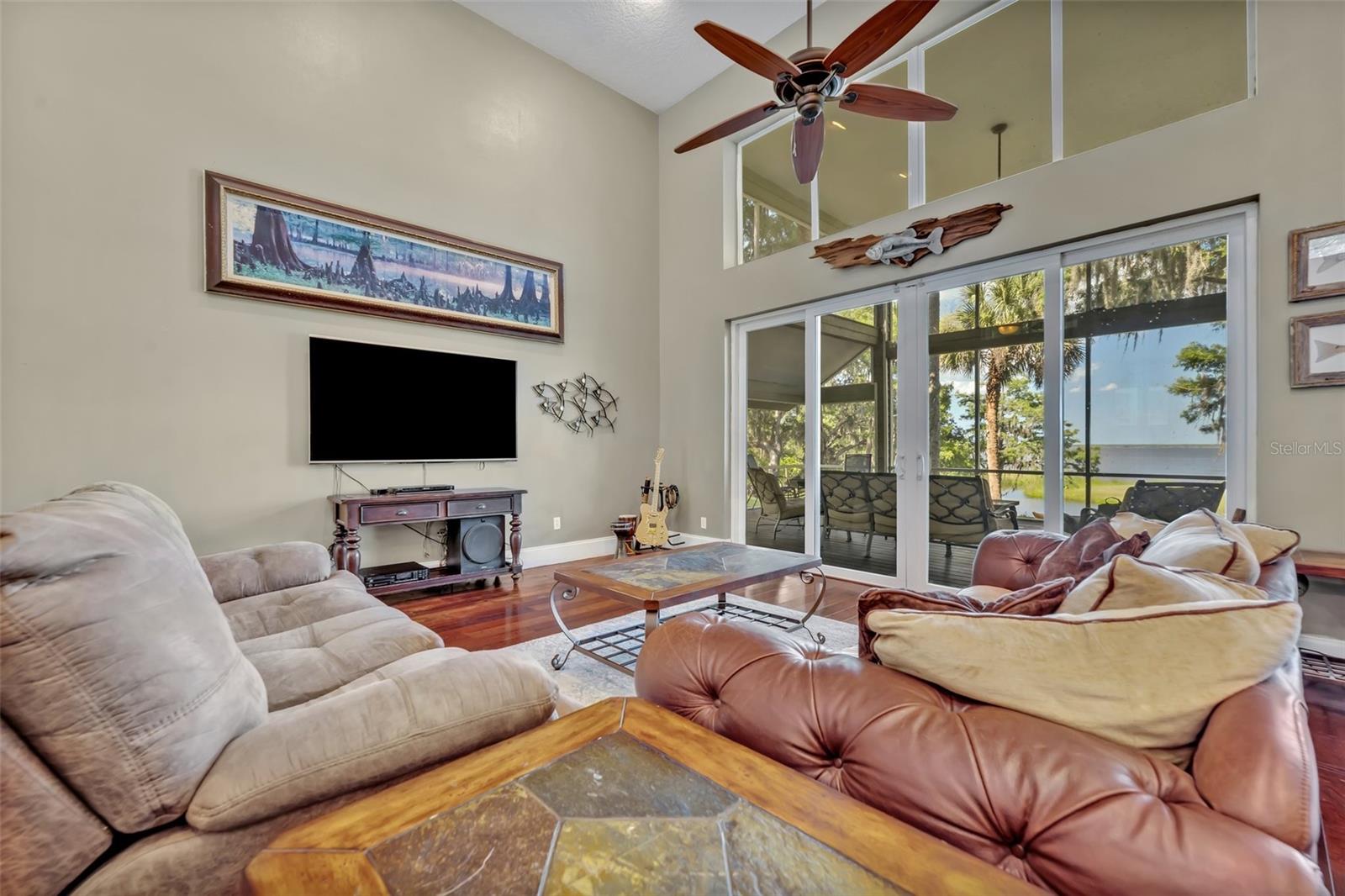 Image 5 of 31 For 419 Whitcomb Drive