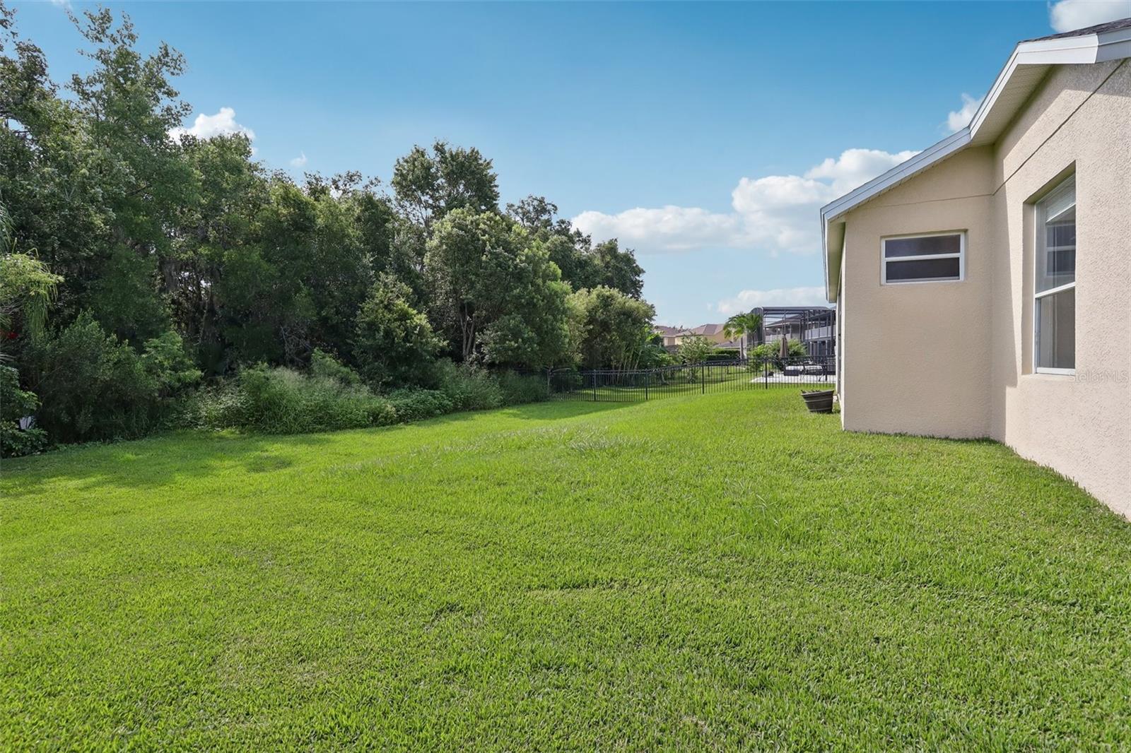 Image 23 of 35 For 2315 Black Lake Boulevard
