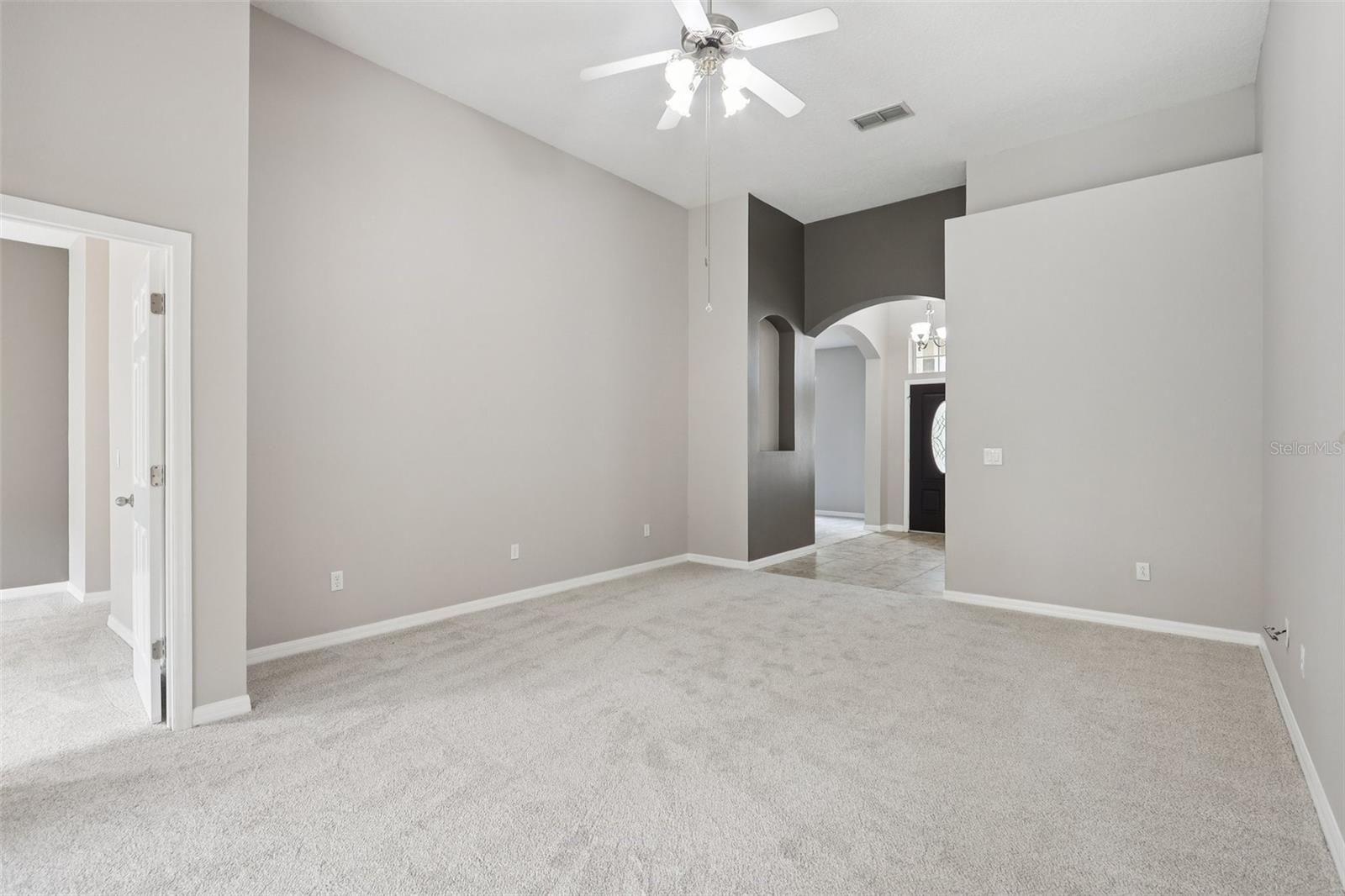 Image 9 of 35 For 2315 Black Lake Boulevard