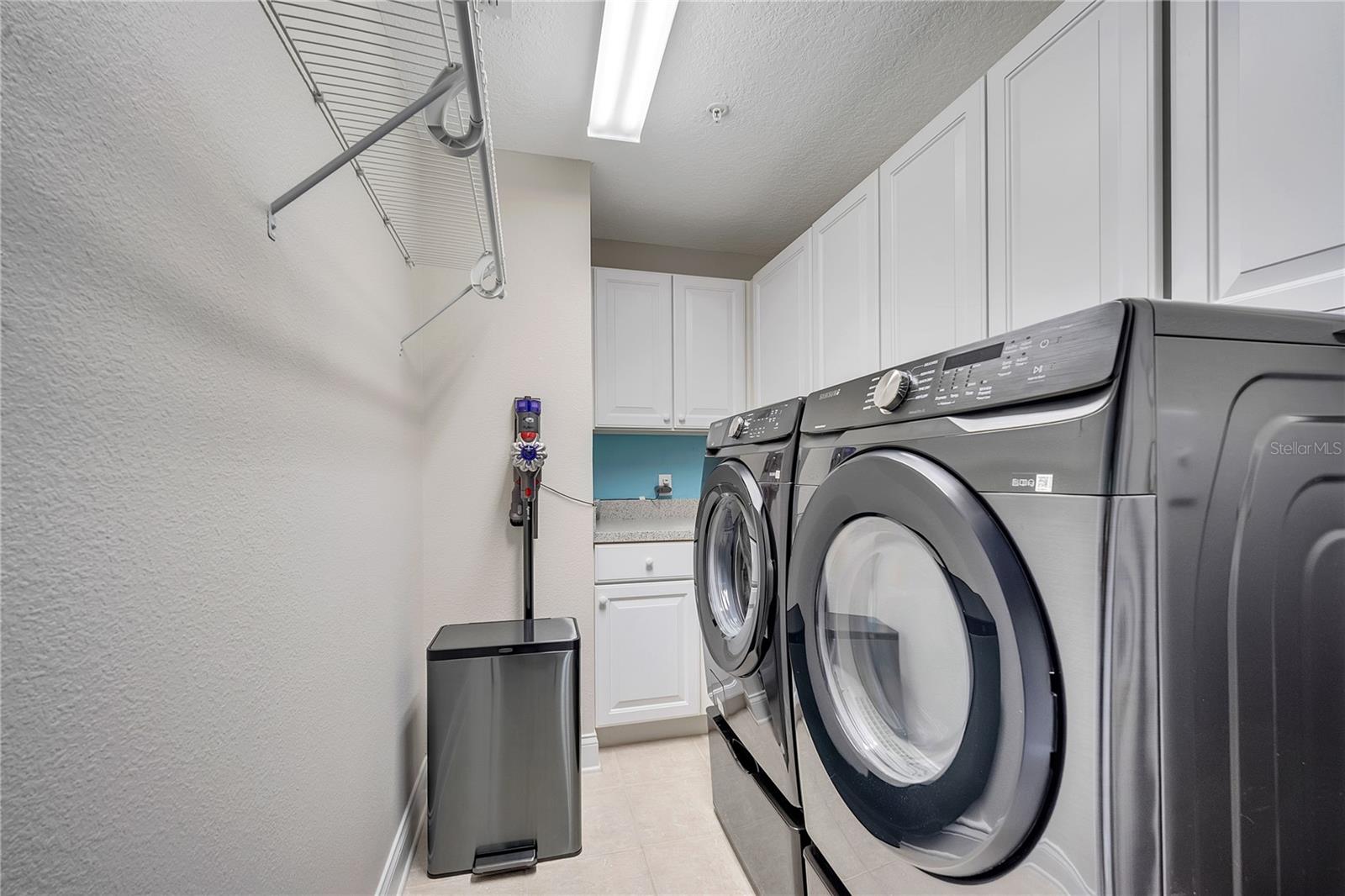 Image 18 of 34 For 225 Seminole Boulevard 409