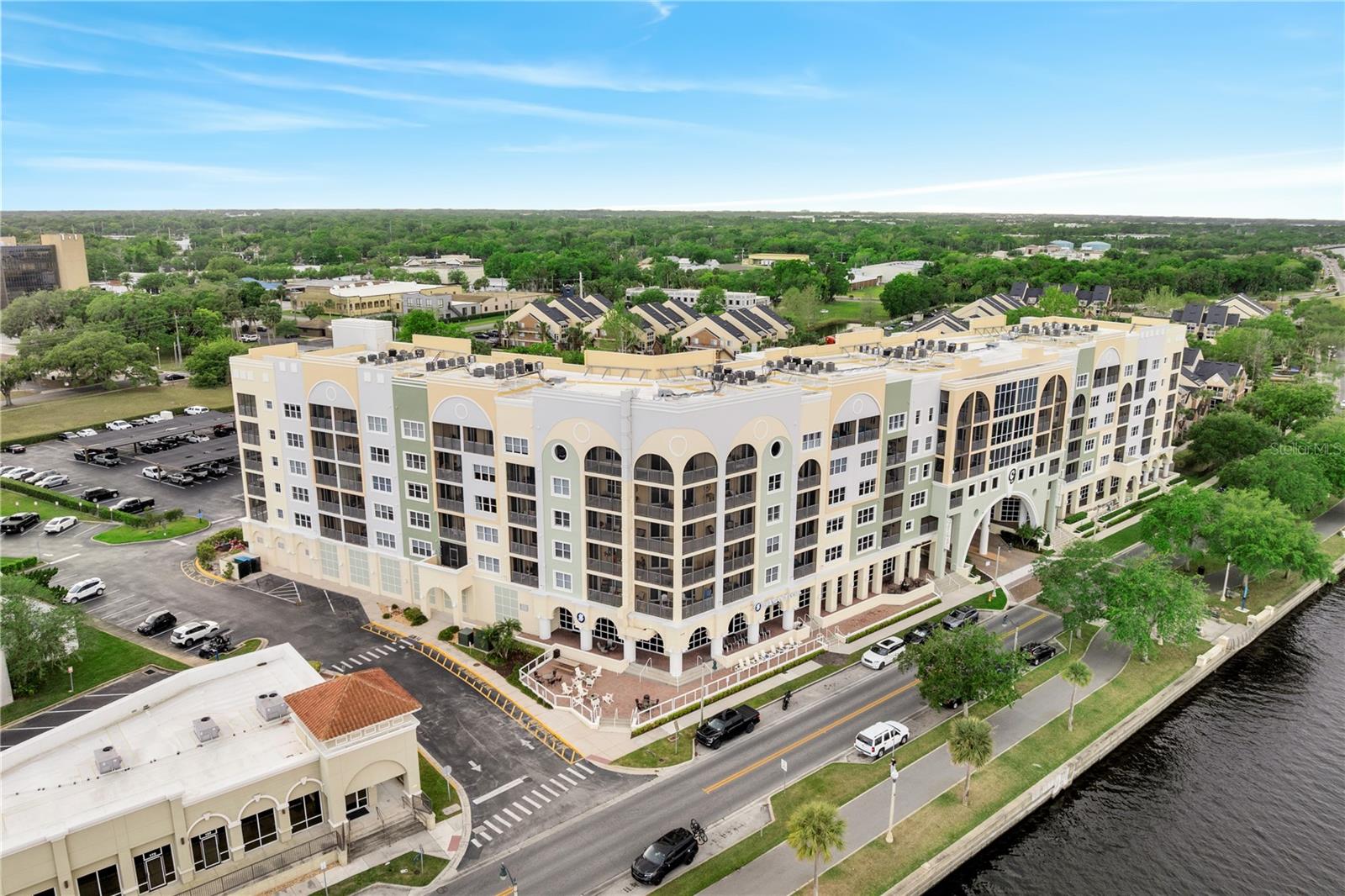 Image 26 of 34 For 225 Seminole Boulevard 409