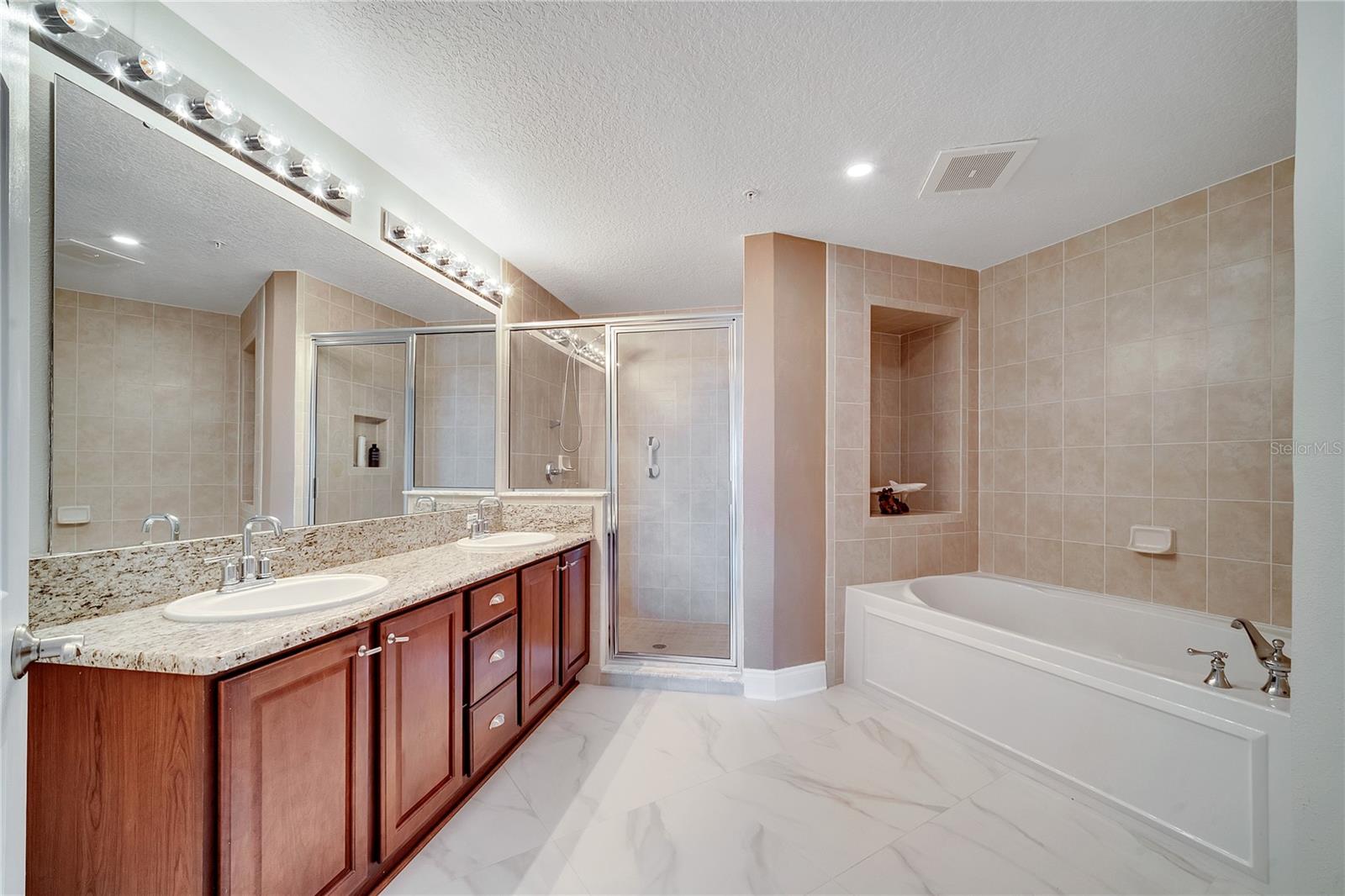 Image 32 of 34 For 225 Seminole Boulevard 409