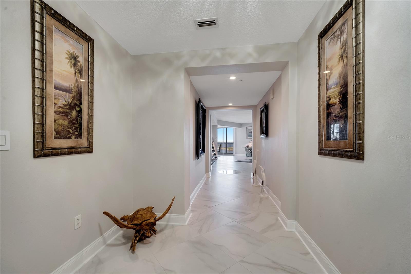 Image 6 of 34 For 225 Seminole Boulevard 409