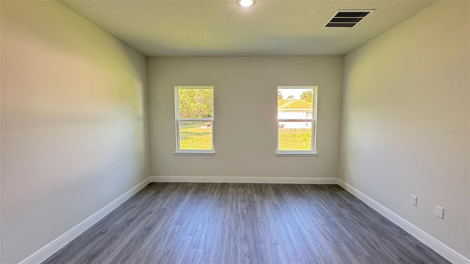 Image 20 of 27 For 16252 27th Terrace Road