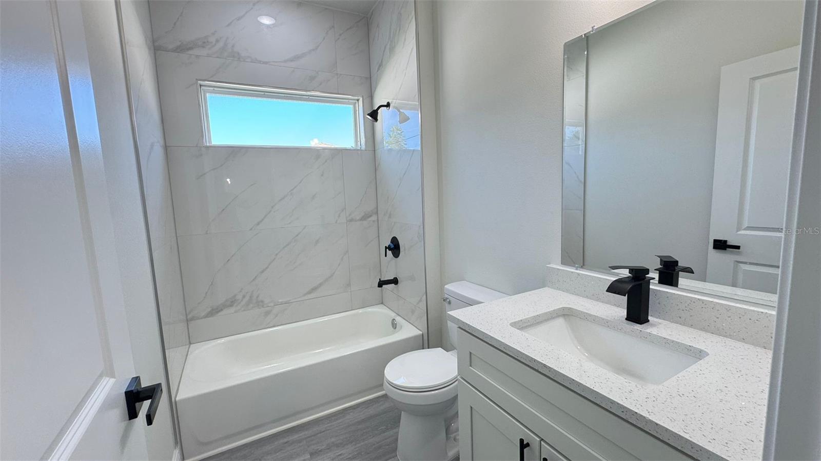 Image 8 of 27 For 16252 27th Terrace Road