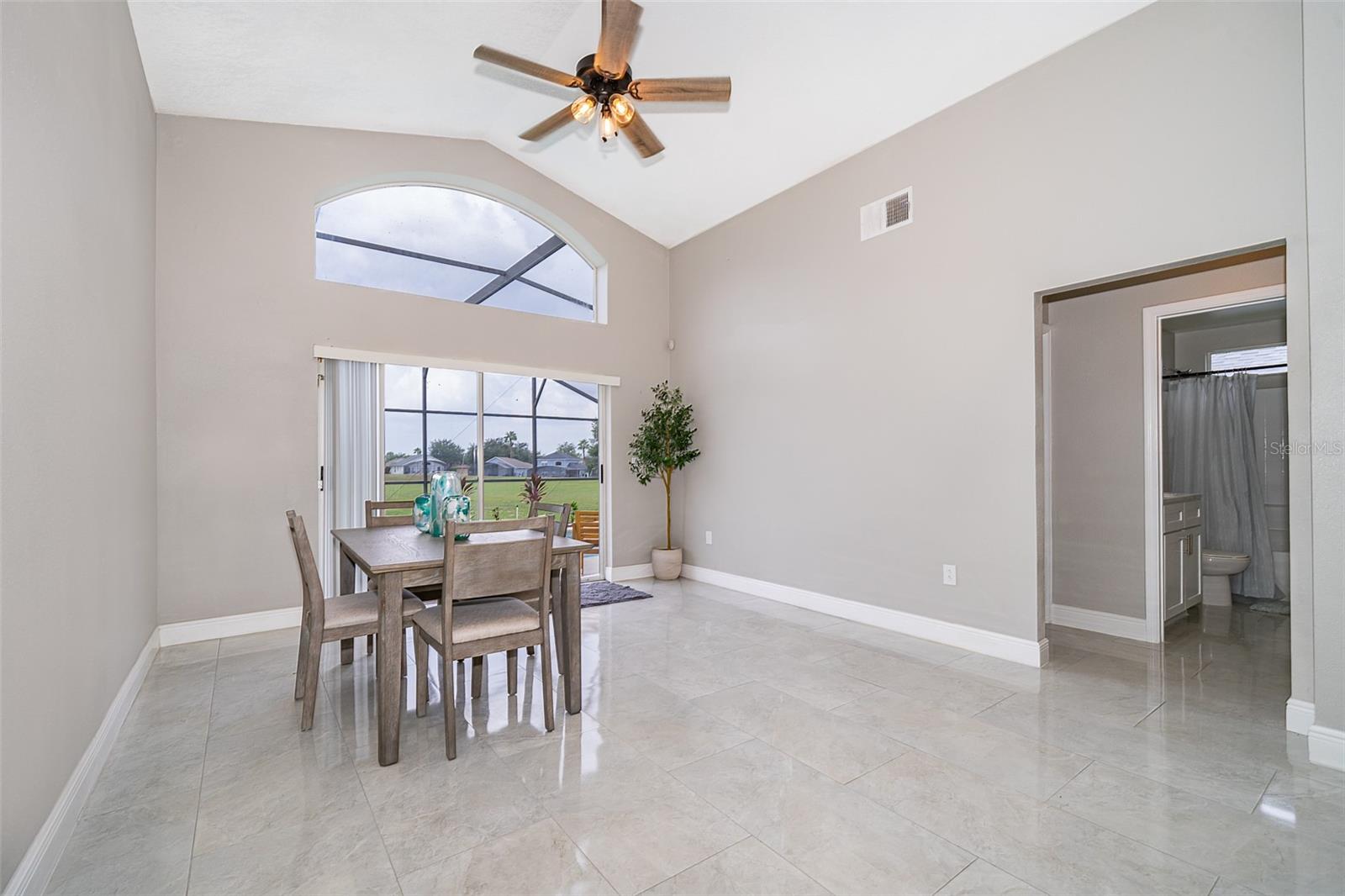 Image 12 of 31 For 207 Langham Drive