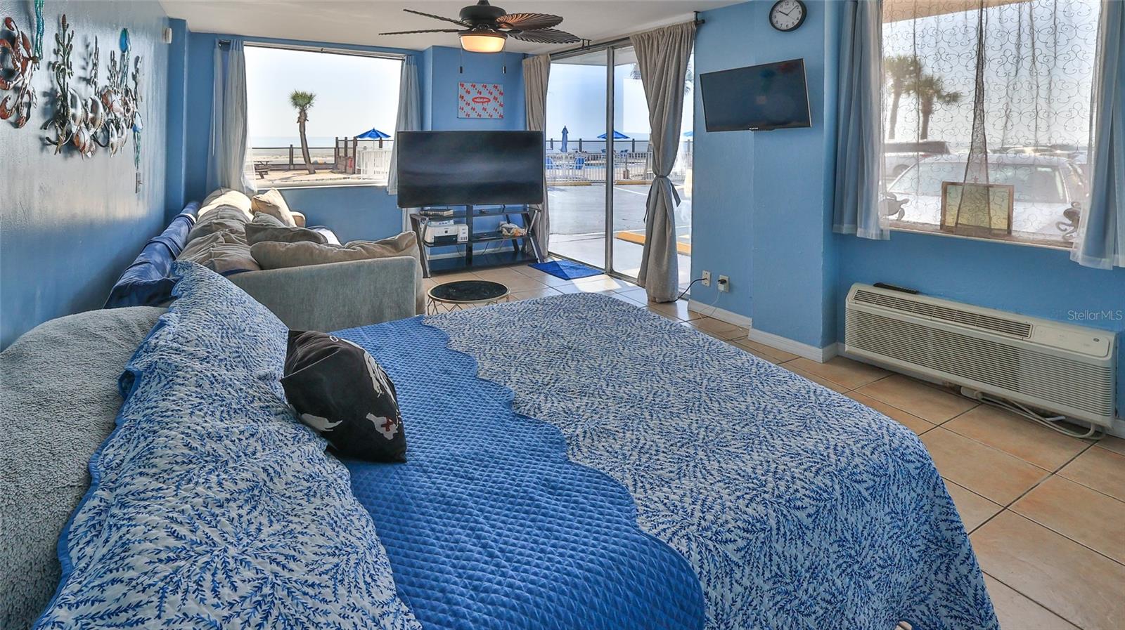 Image 4 of 24 For 1233 Atlantic Avenue 1020