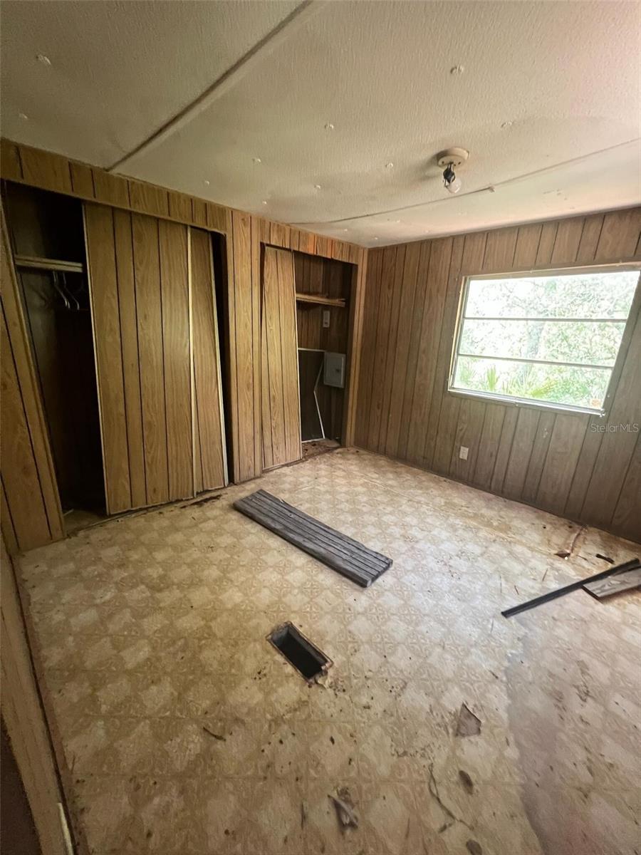 Image 6 of 6 For 9914 309th Terrace