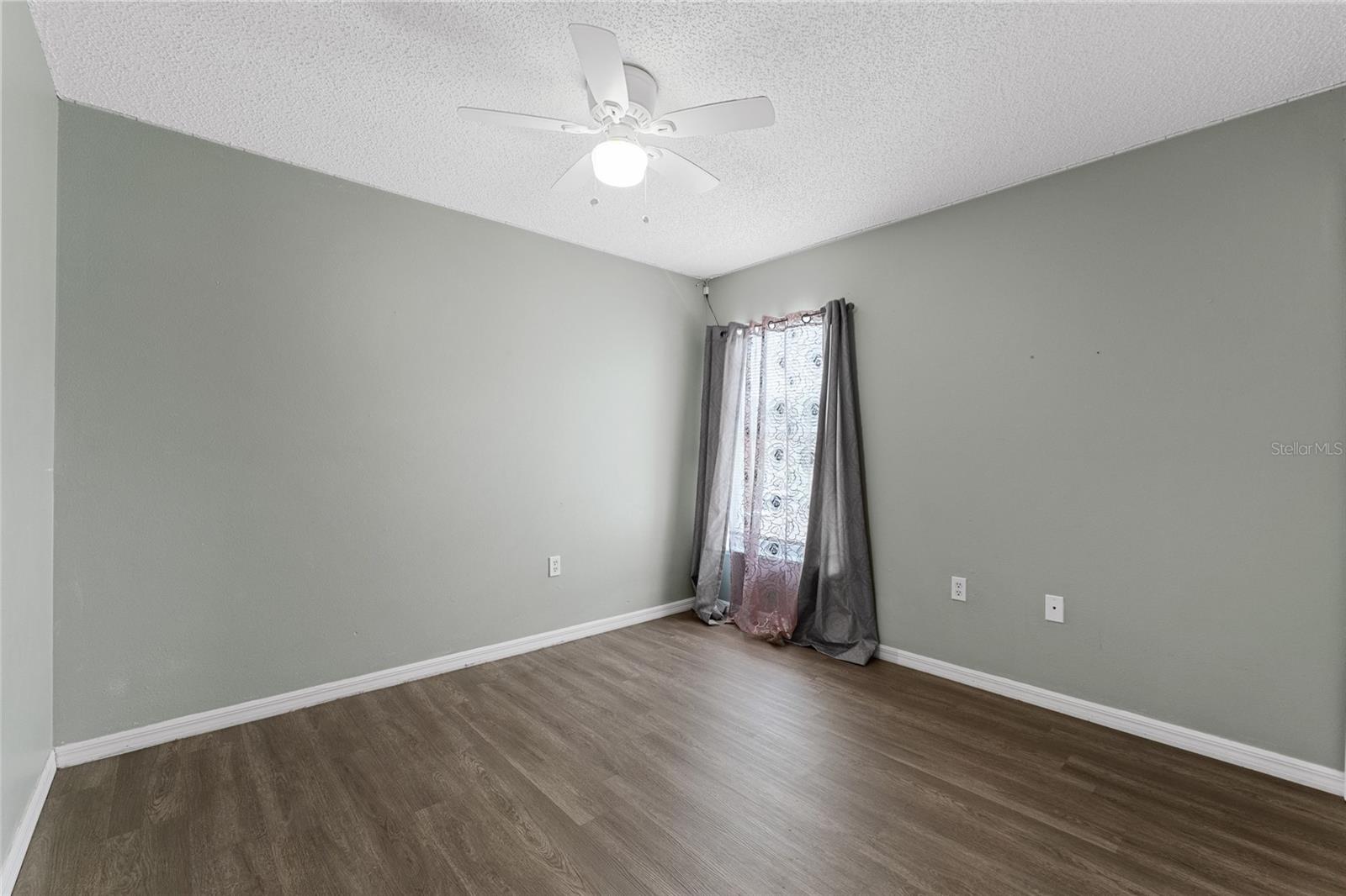 Image 18 of 46 For 1905 Emily Boulevard