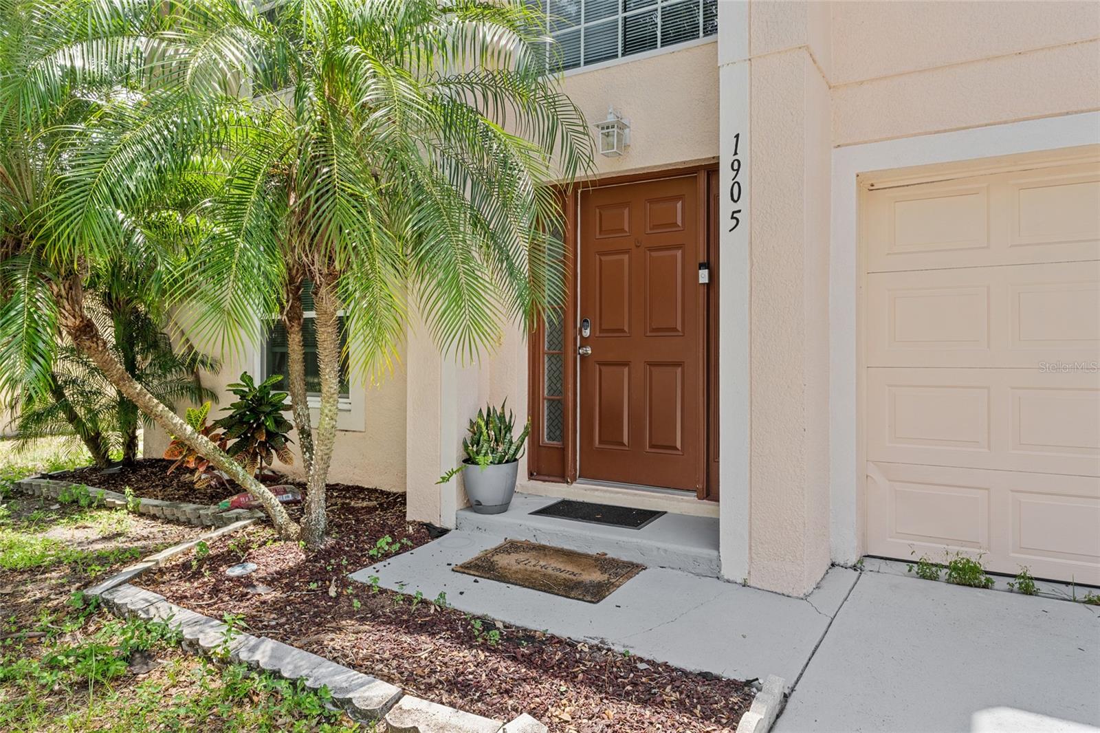 Image 3 of 46 For 1905 Emily Boulevard