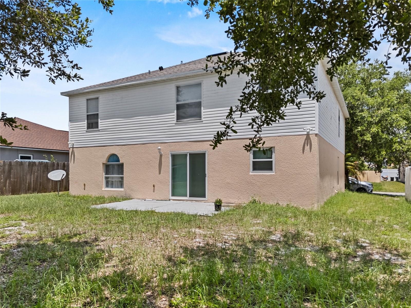 Image 40 of 46 For 1905 Emily Boulevard