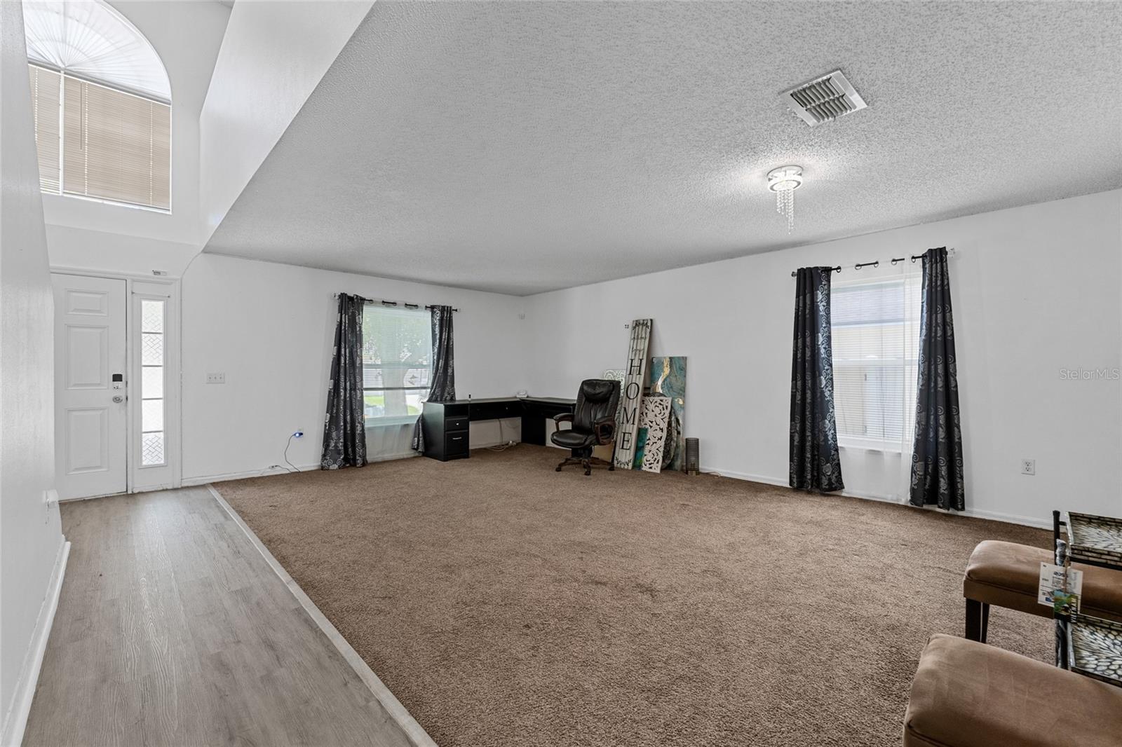 Image 6 of 46 For 1905 Emily Boulevard
