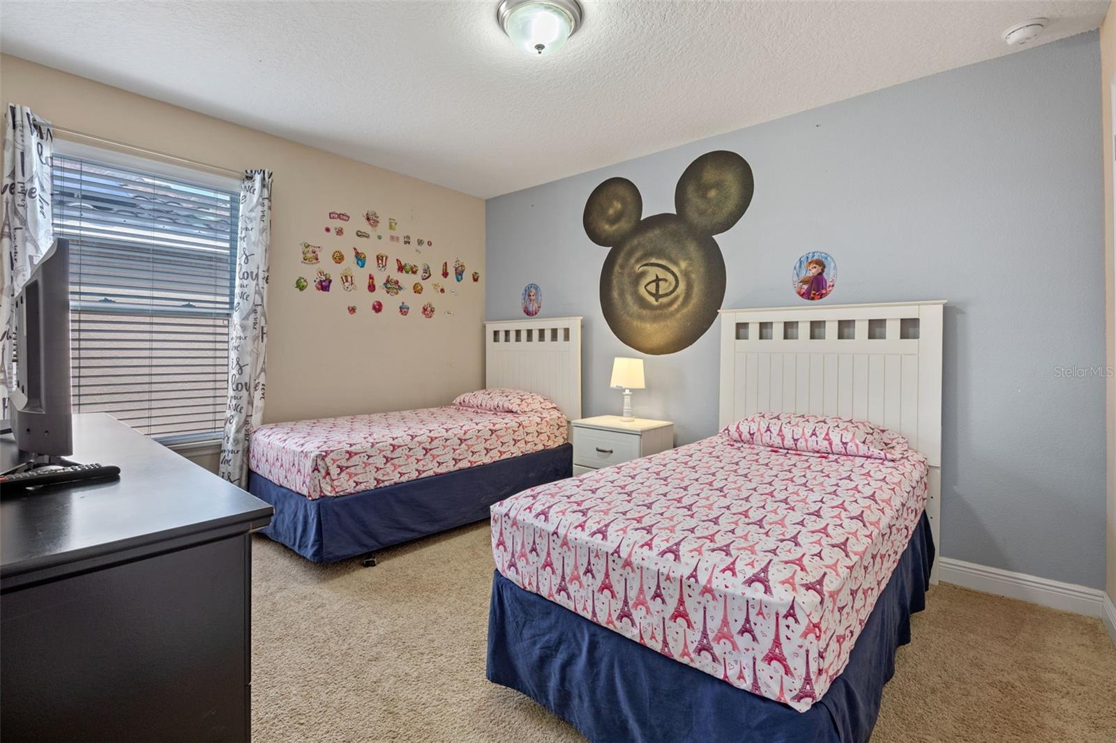 Image 39 of 92 For 5172 Oakbourne Avenue