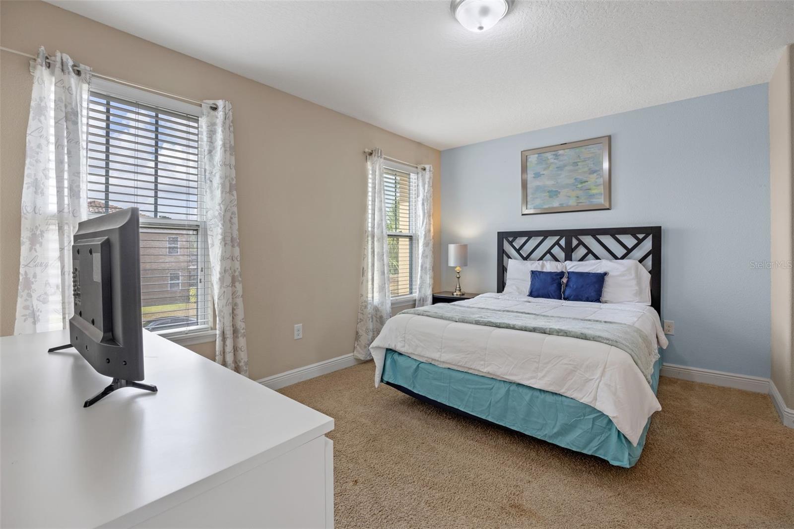 Image 48 of 92 For 5172 Oakbourne Avenue