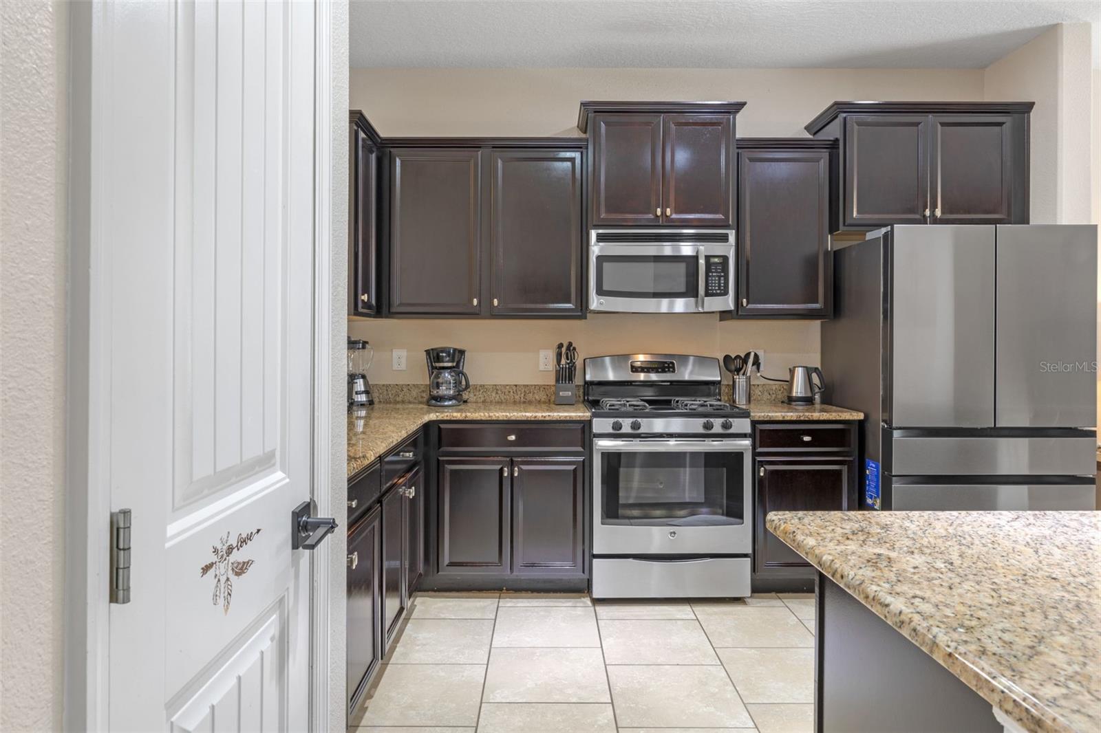 Image 9 of 92 For 5172 Oakbourne Avenue