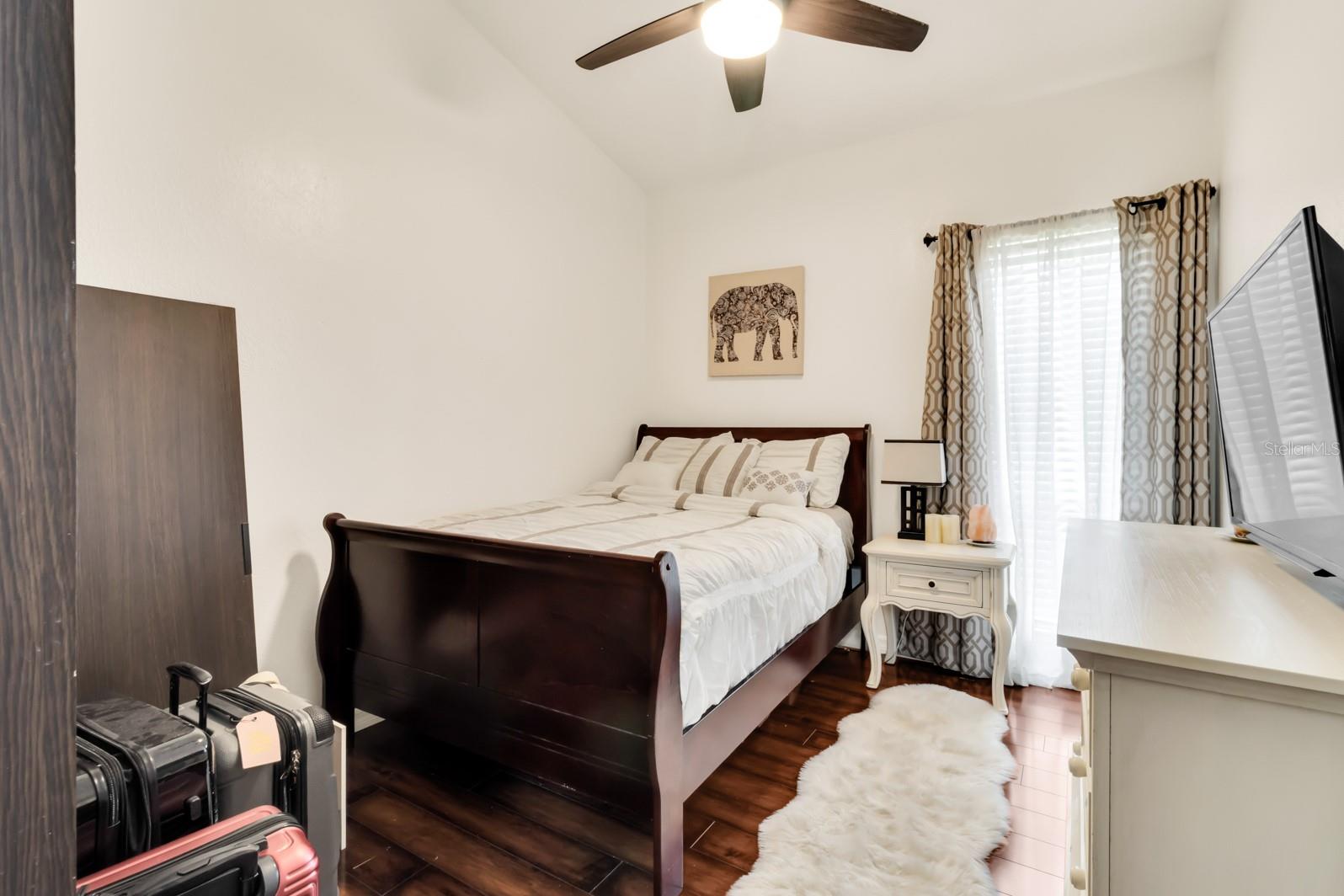 Image 21 of 31 For 4434 Middlebrook Road 4