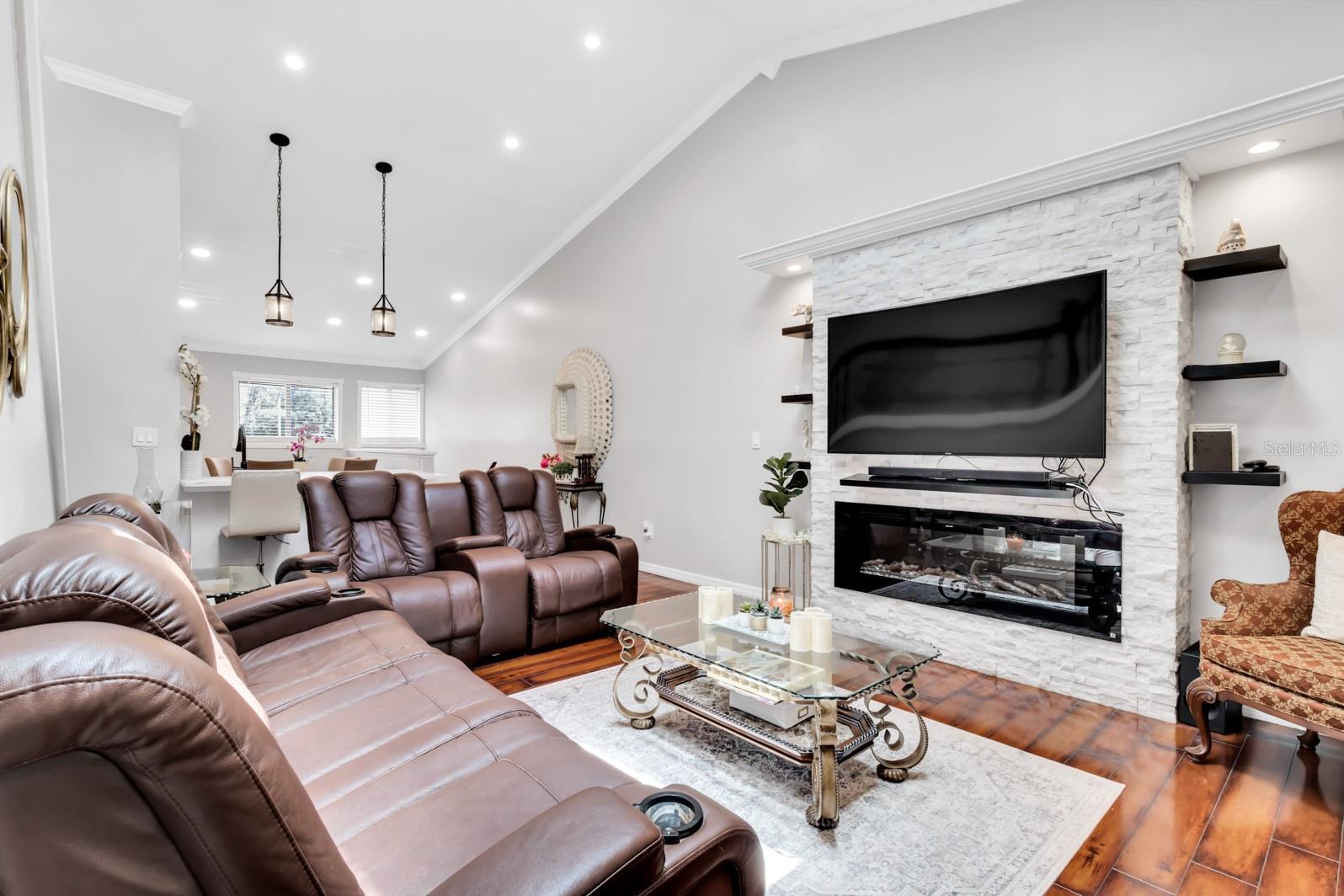 Image 7 of 31 For 4434 Middlebrook Road 4
