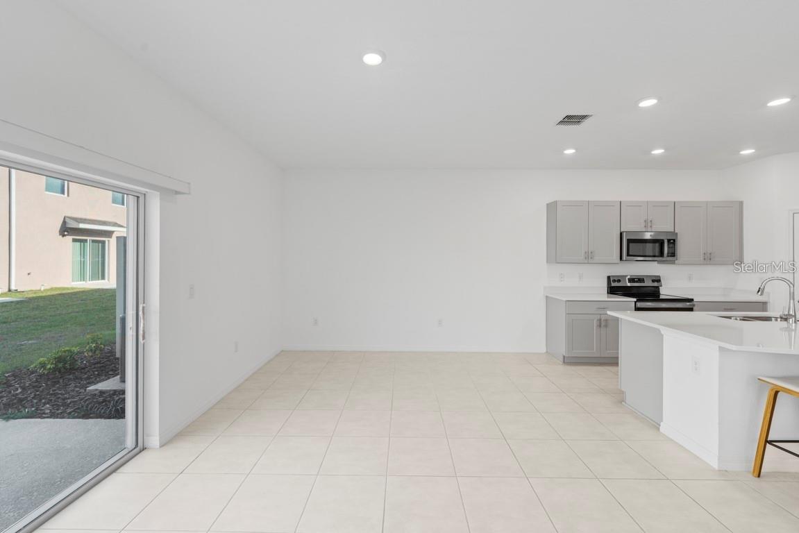 Image 7 of 21 For 3339 Whooping Crane Drive