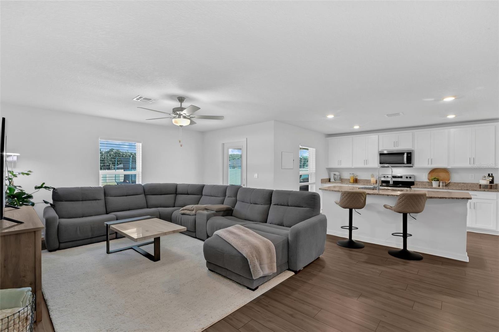 Image 5 of 43 For 12835 Del Lago Drive