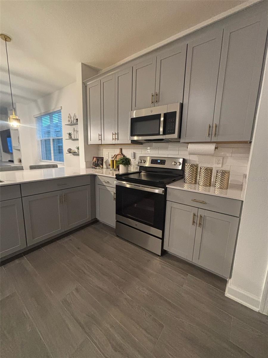 Image 13 of 32 For 11675 Boldface Drive
