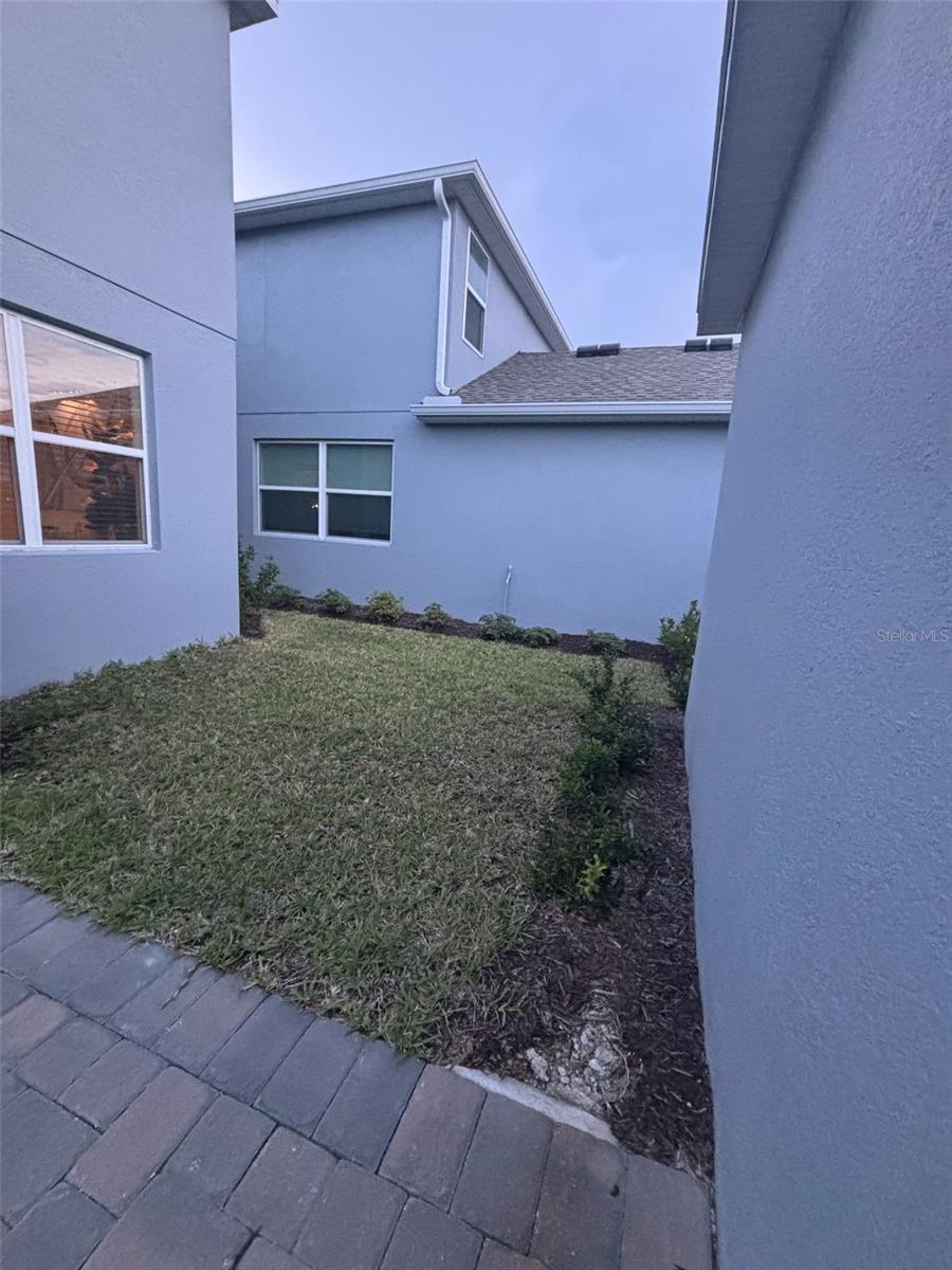 Image 29 of 32 For 11675 Boldface Drive