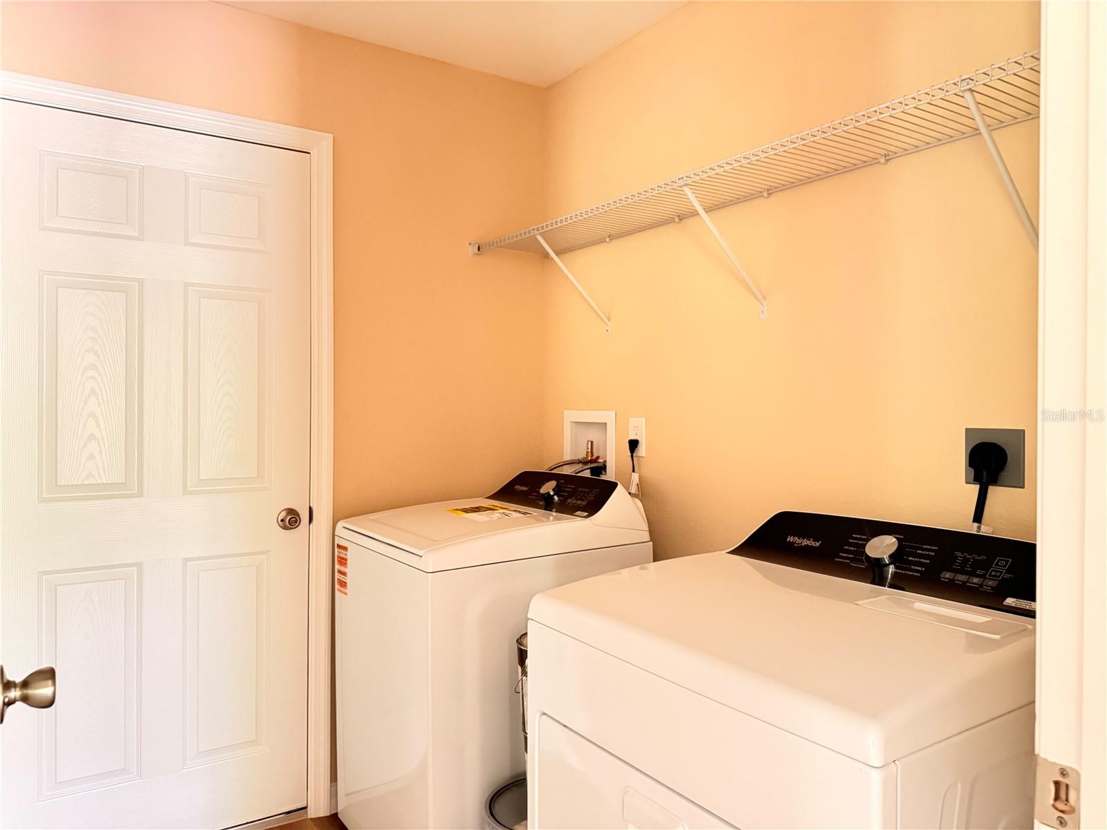 Listing photo id 10 for 14060 79th Terrace