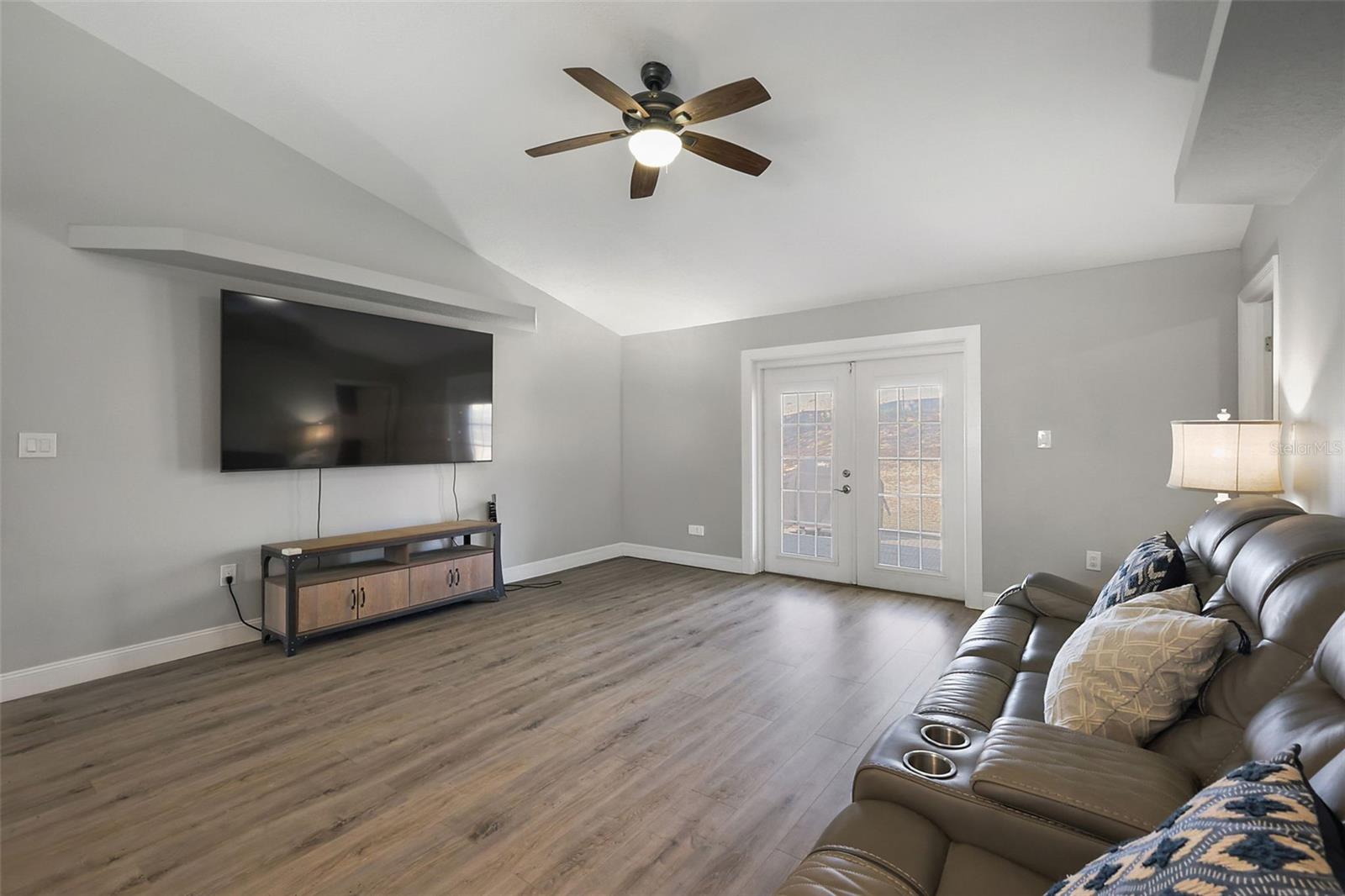 Image 15 of 33 For 12419 Eryn Court