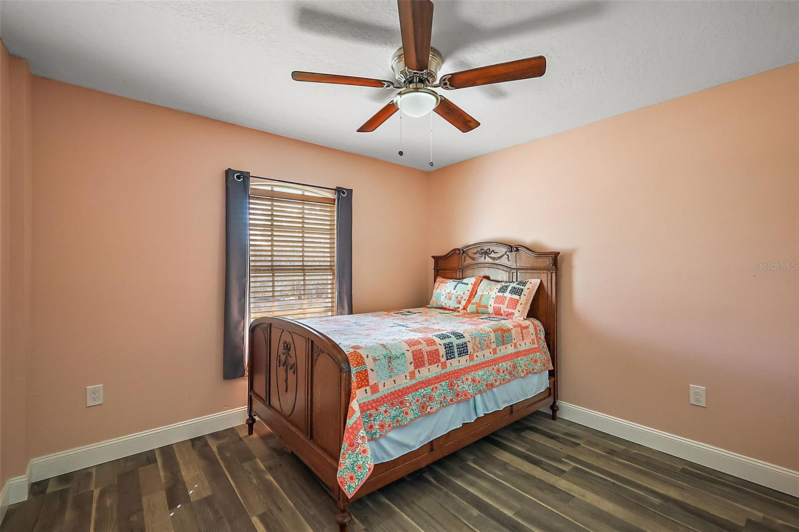Image 23 of 33 For 12419 Eryn Court