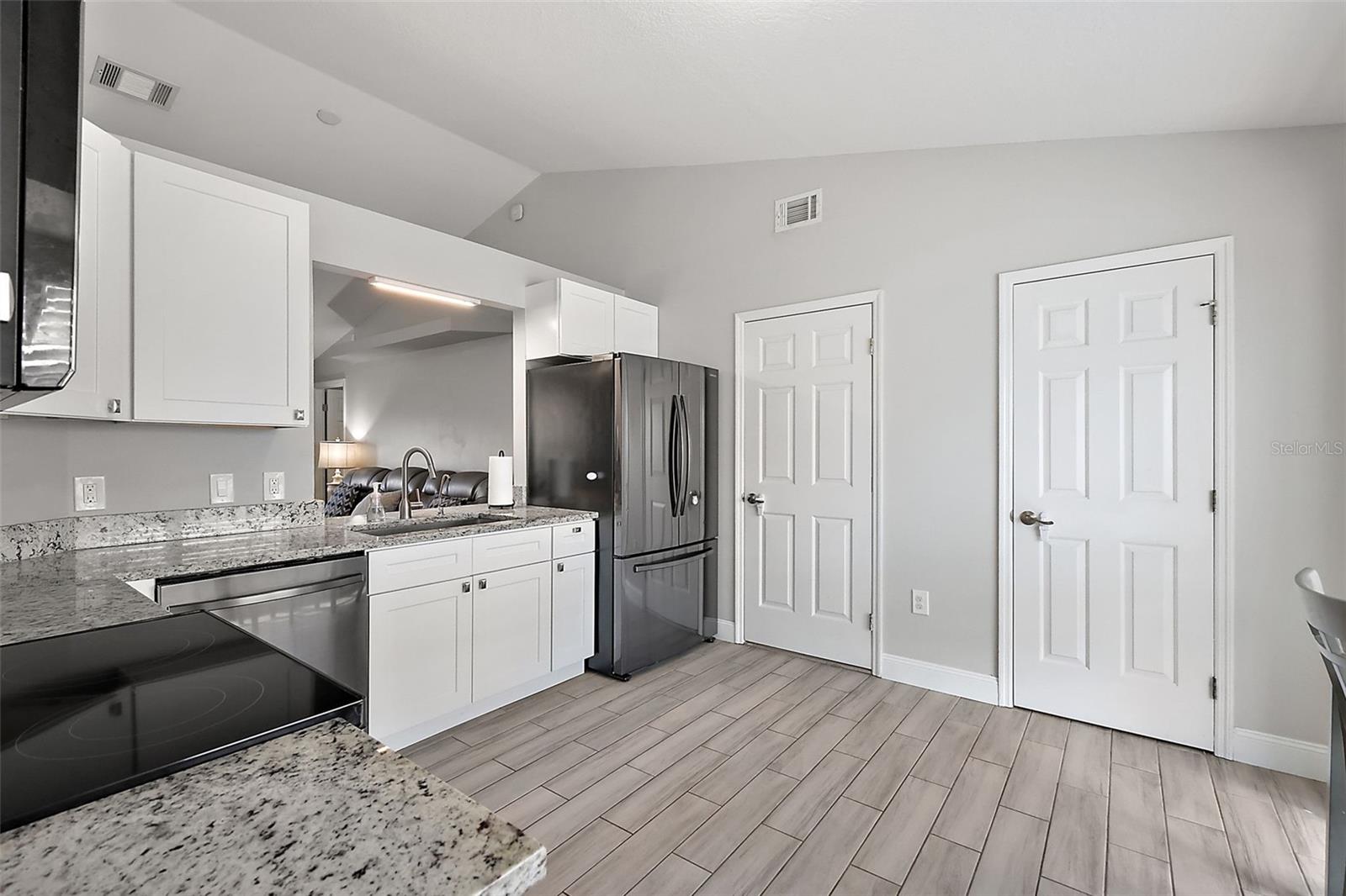 Image 3 of 33 For 12419 Eryn Court