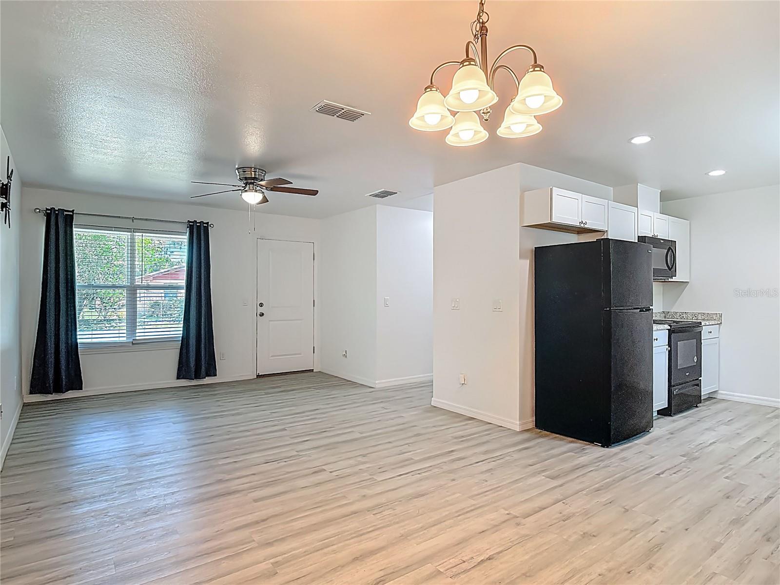 Image 12 of 41 For 1816 Alexander Avenue