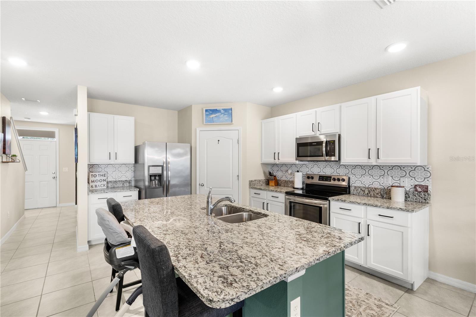 Image 11 of 50 For 9024 Alba Lane