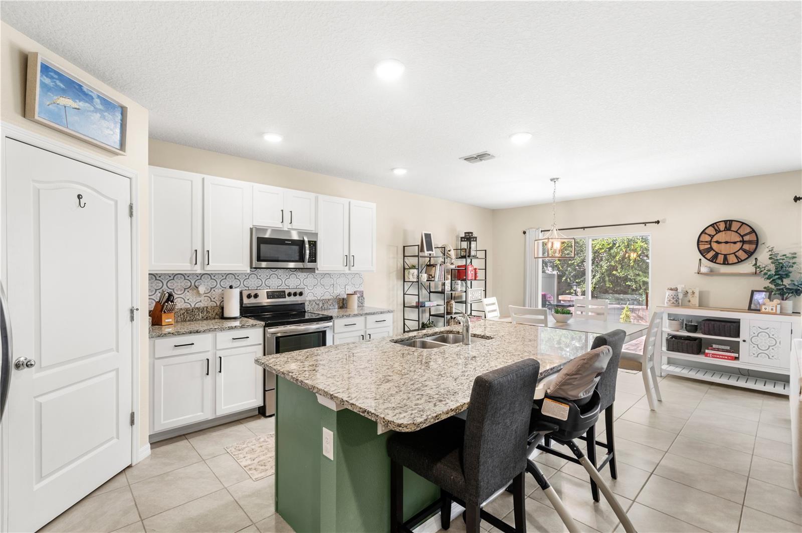 Image 12 of 50 For 9024 Alba Lane