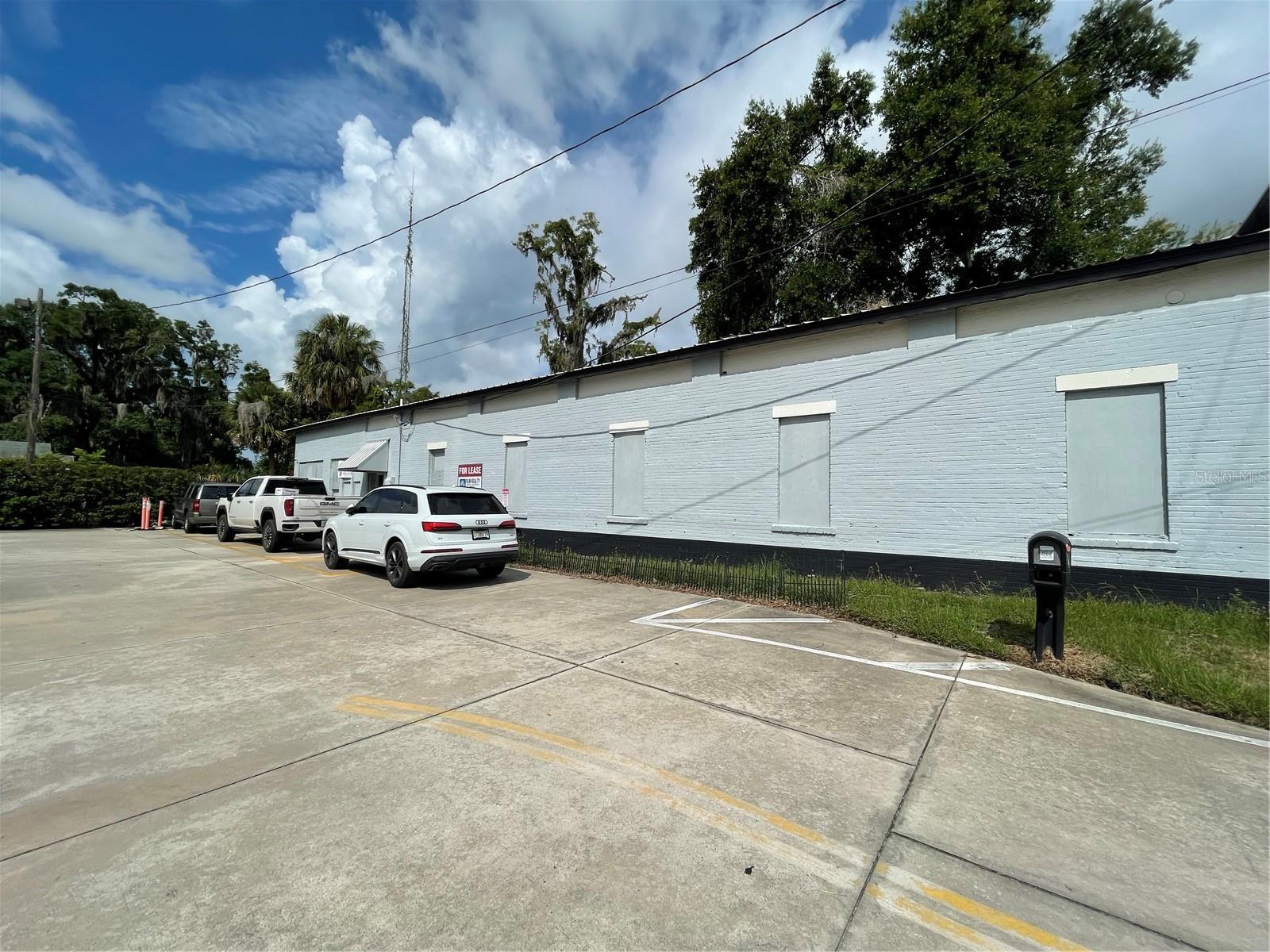 Listing photo id 0 for 55 Guerrant Street