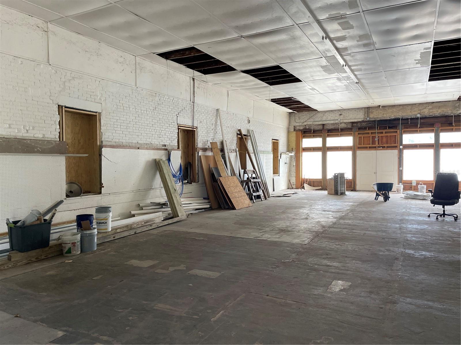 Listing photo id 5 for 55 Guerrant Street