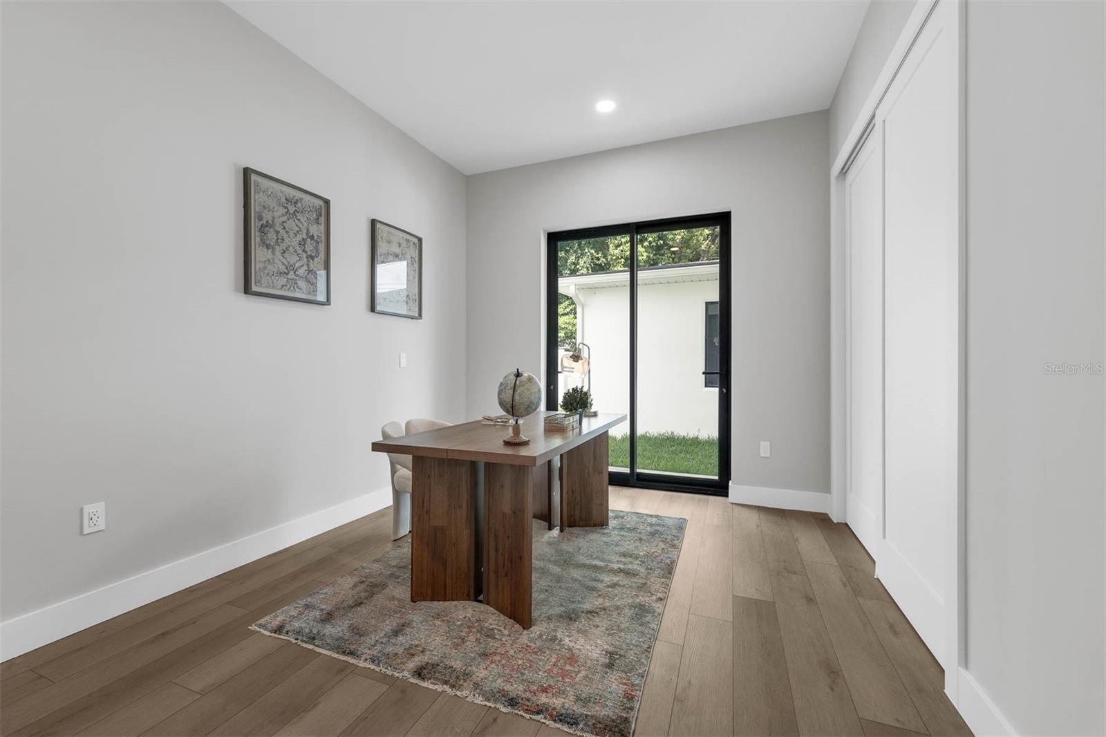 Image 20 of 48 For 2300 Brown Avenue