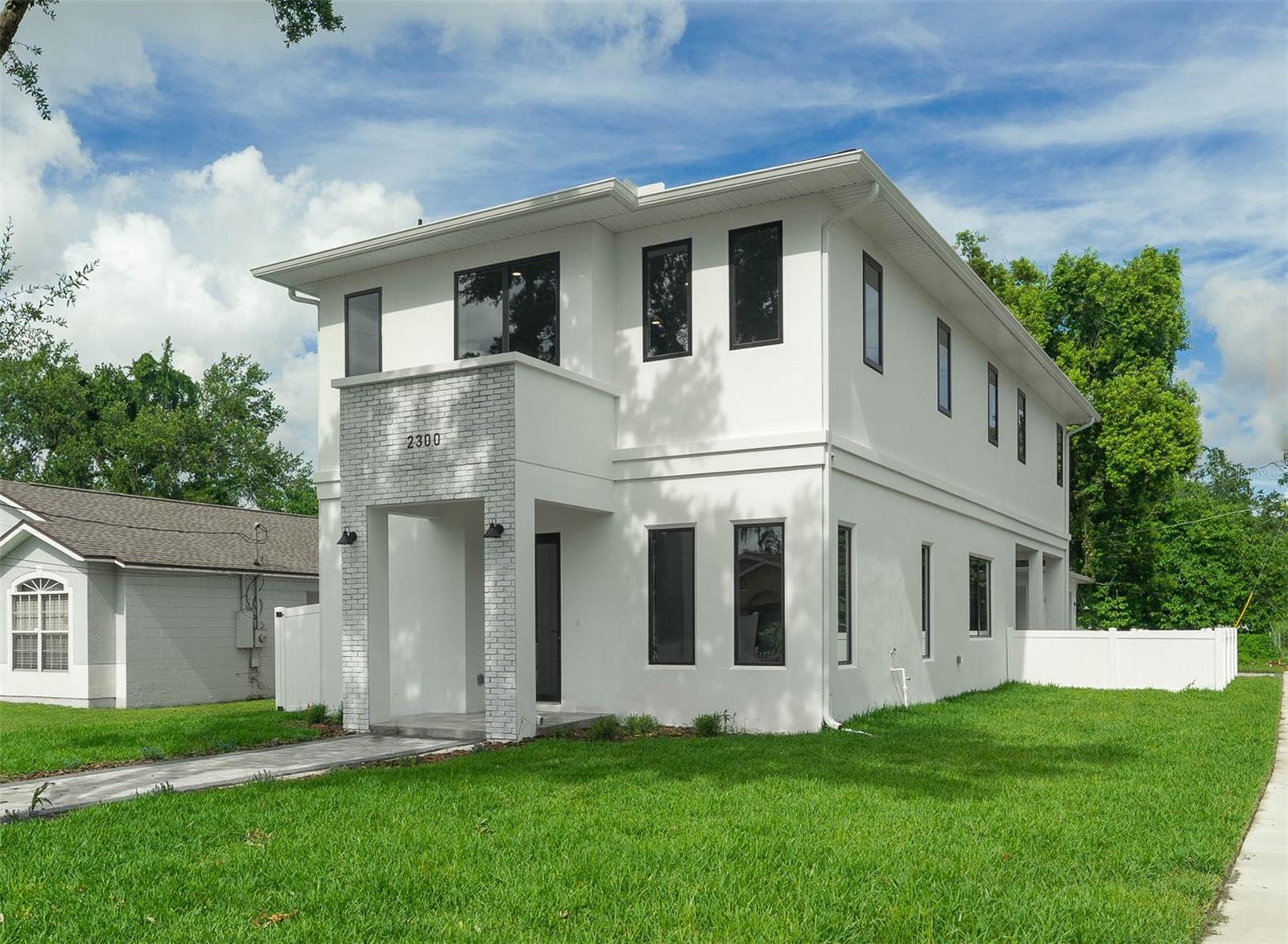 Image 3 of 48 For 2300 Brown Avenue