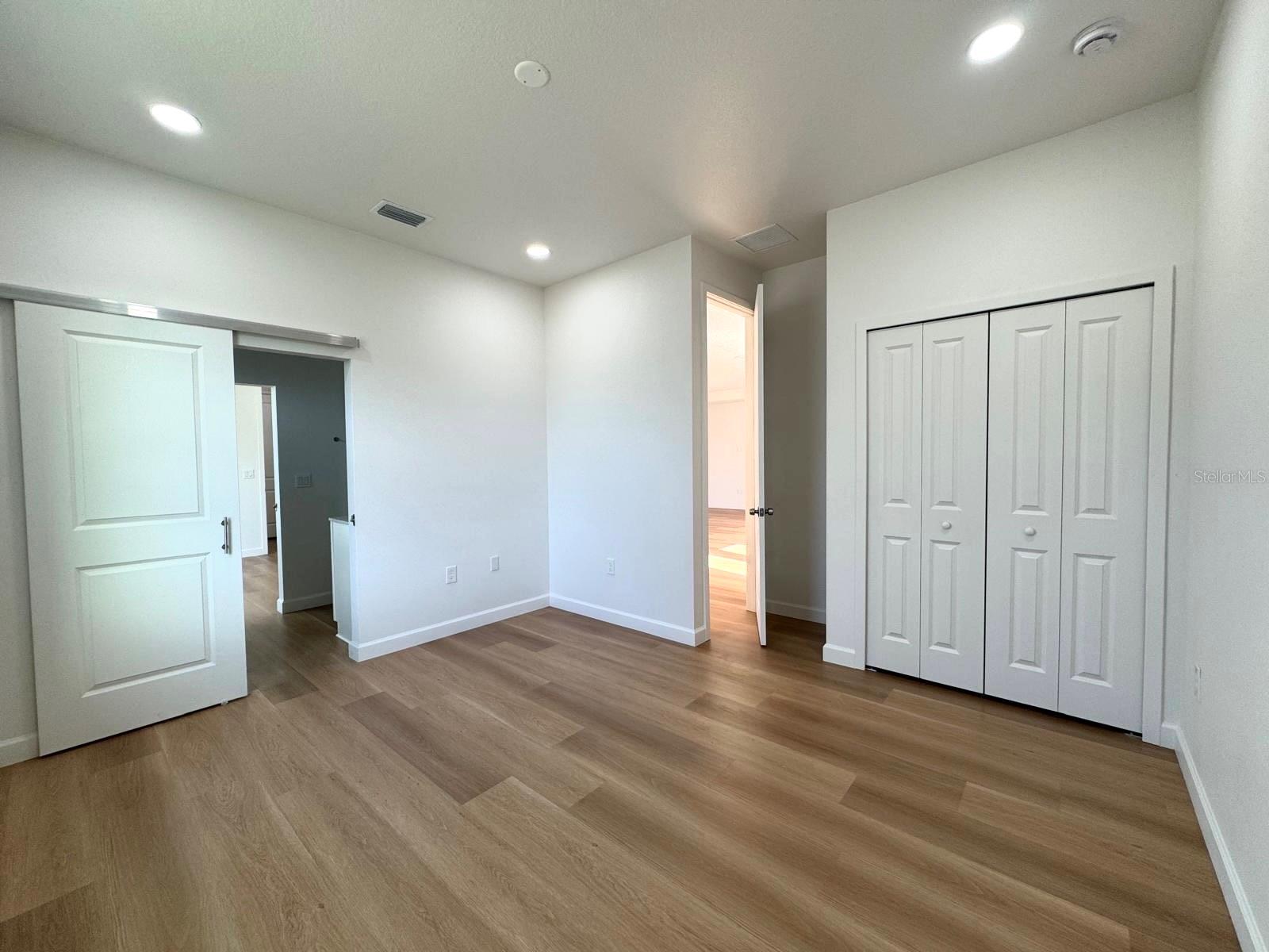 Image 23 of 28 For 2634 De Groodt Road Sw