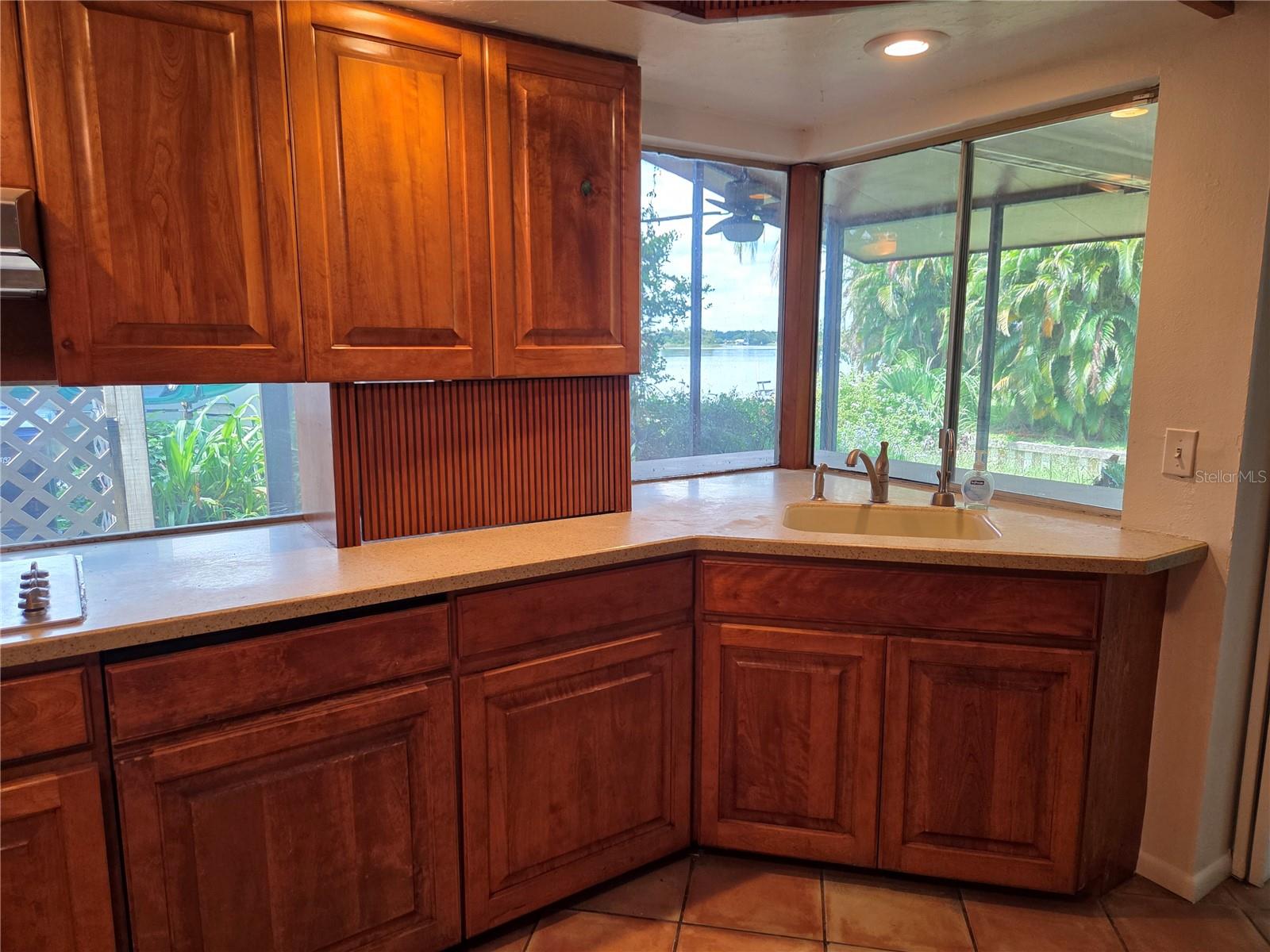 Image 10 of 44 For 4415 Raymar Drive