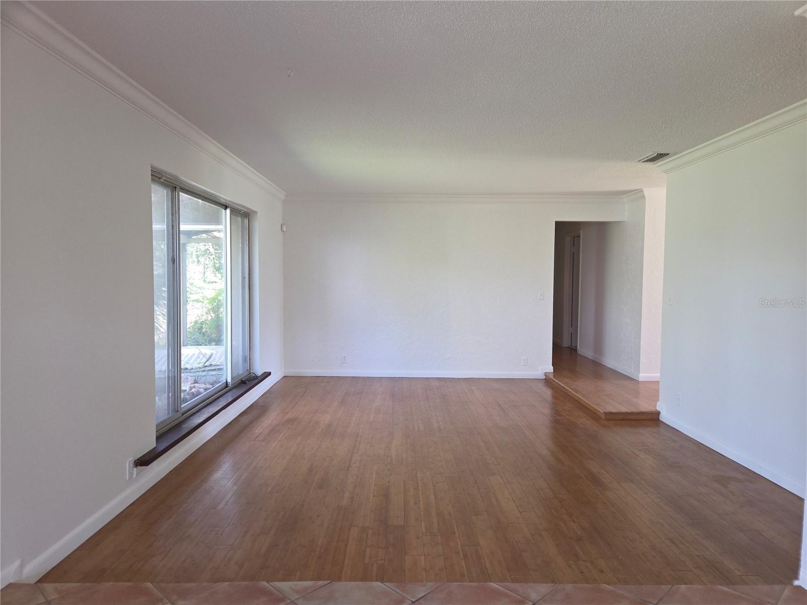 Image 18 of 44 For 4415 Raymar Drive