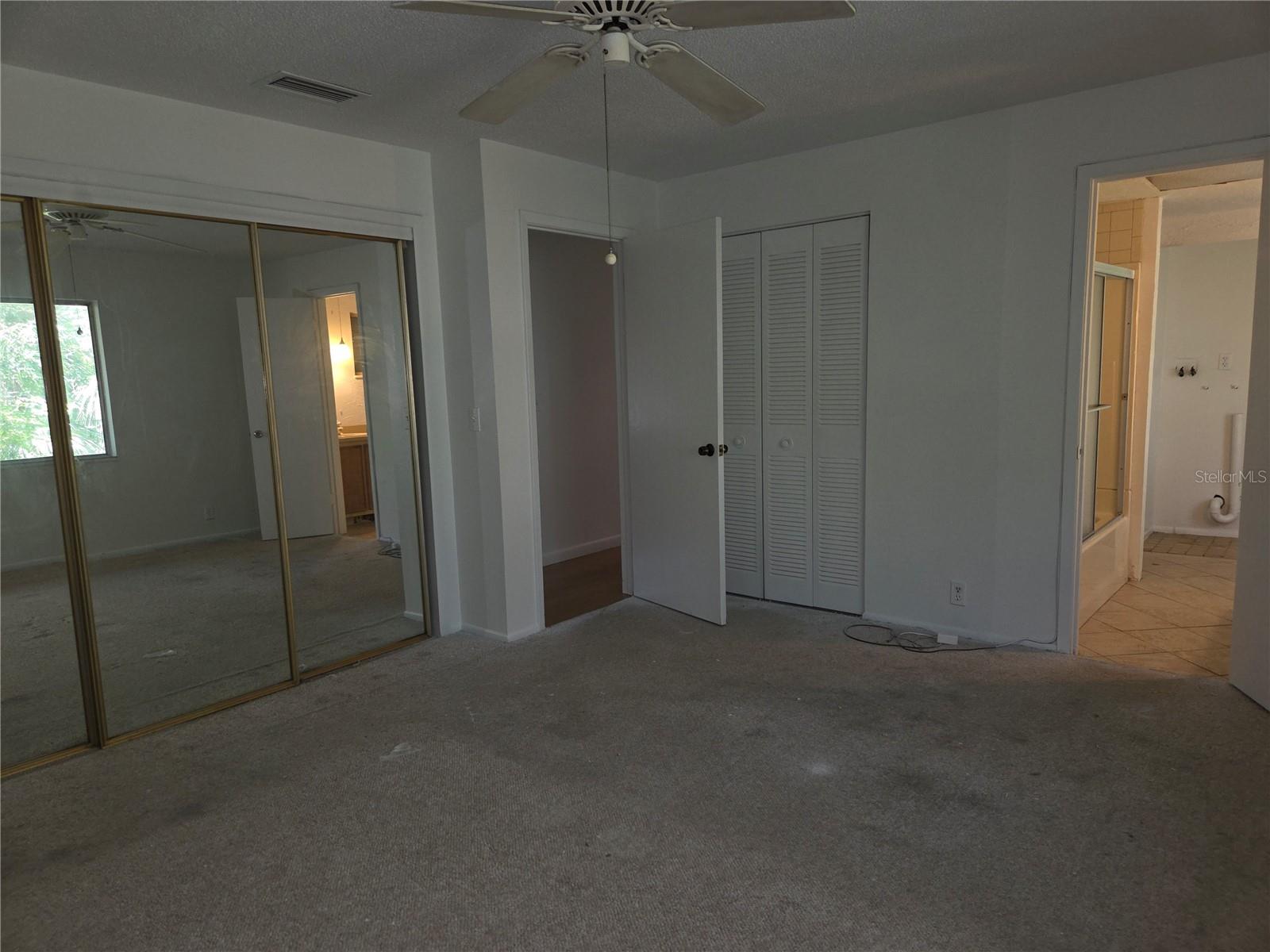 Image 23 of 44 For 4415 Raymar Drive
