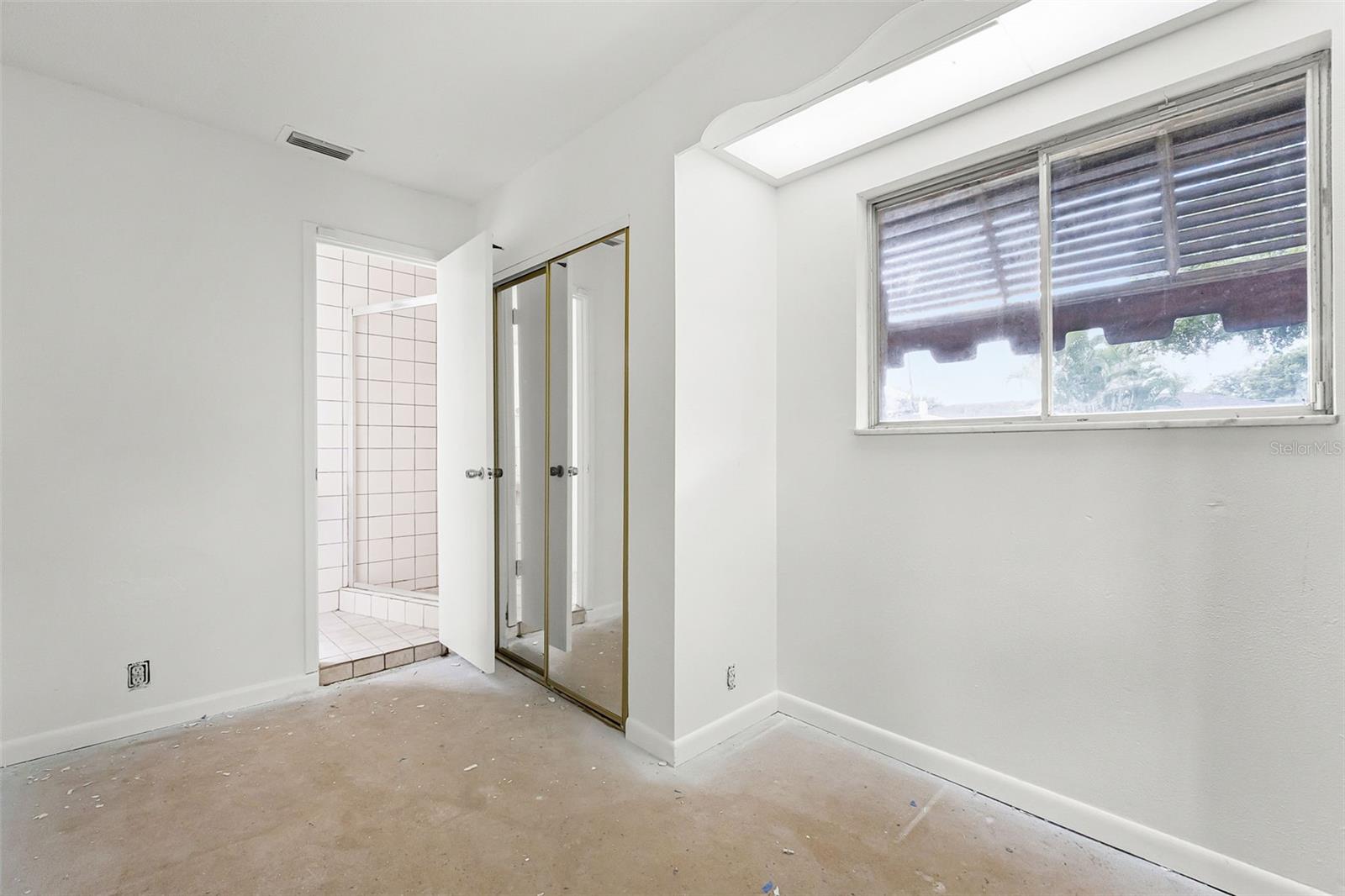 Image 47 of 70 For 4415 Raymar Drive