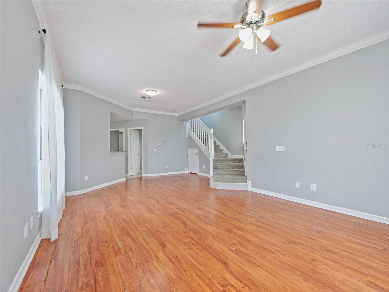Image 8 of 29 For 750 Olympic Circle D1