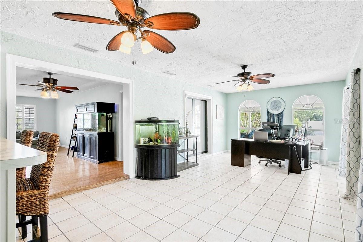 Image 14 of 29 For 1302 Georgetowne Circle