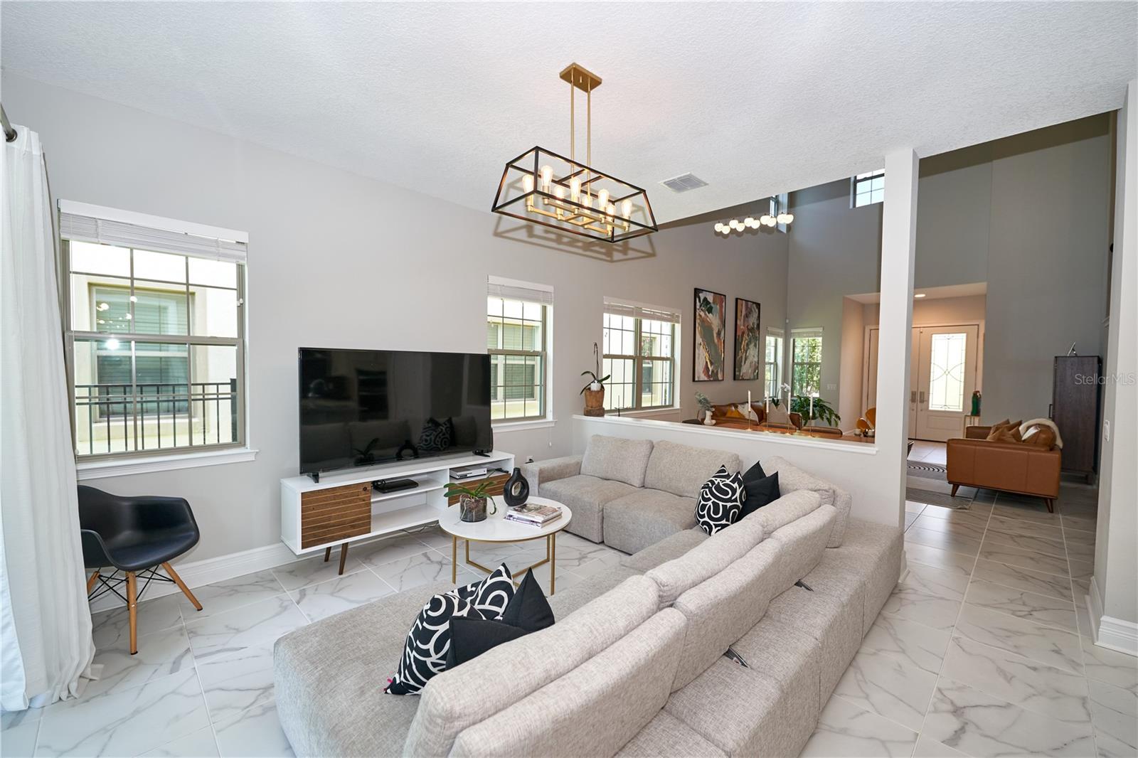 Image 30 of 90 For 10275 Henbury Street