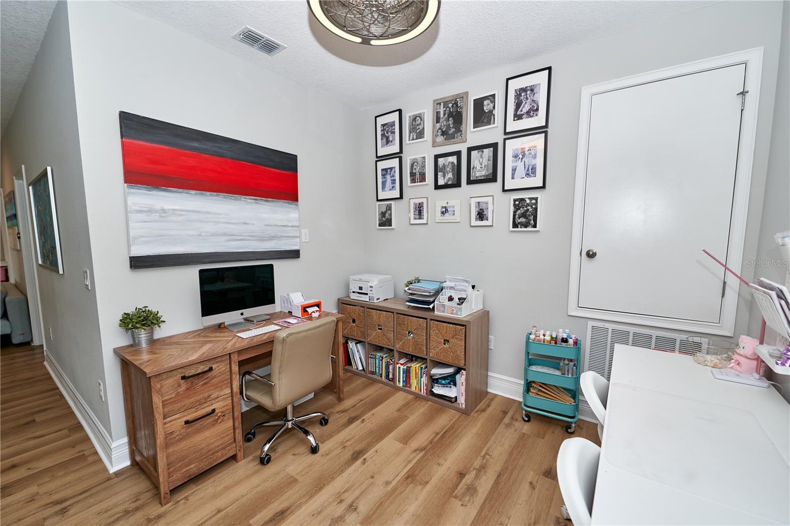 Image 49 of 90 For 10275 Henbury Street