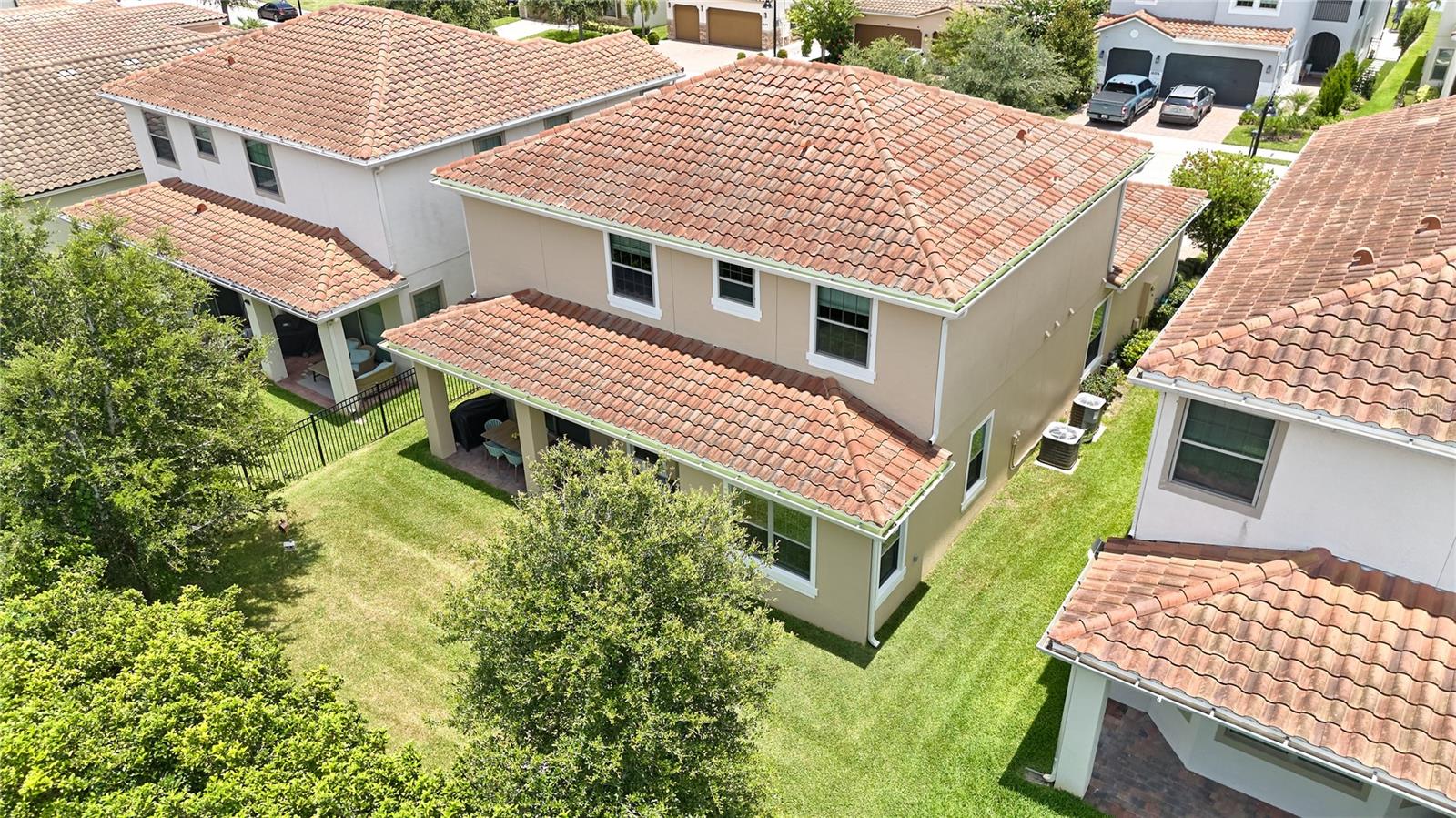 Image 5 of 90 For 10275 Henbury Street