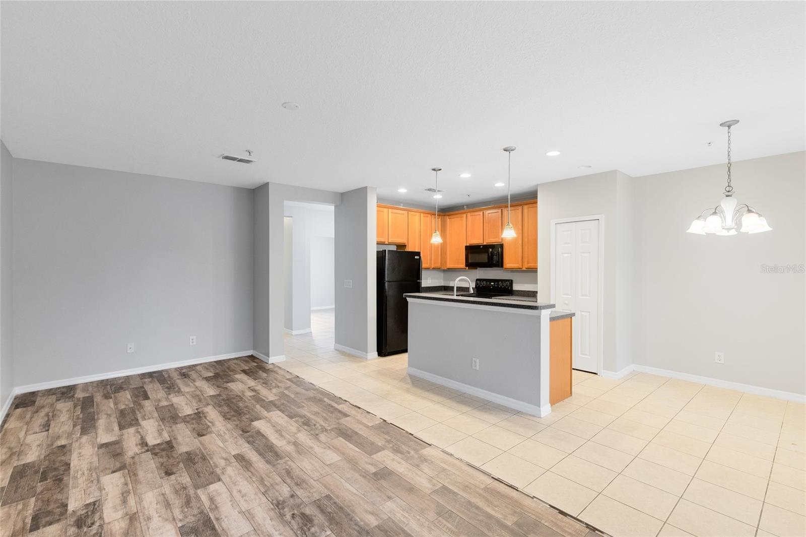 Image 6 of 25 For 2064 Cypress Bay Boulevard